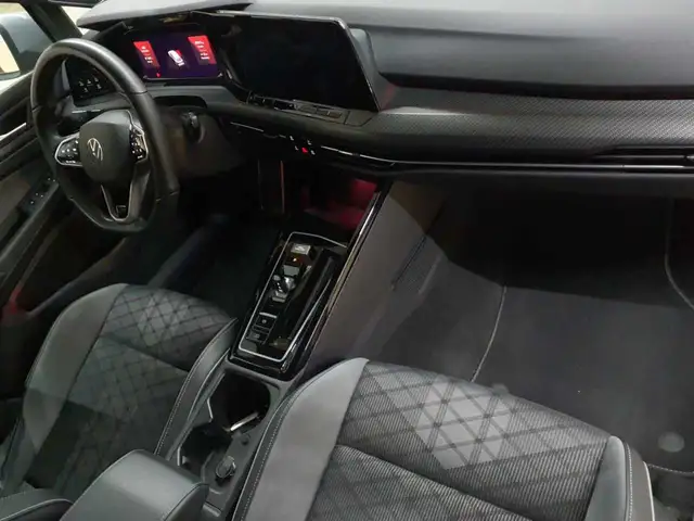 Volkswagen Golf view 9