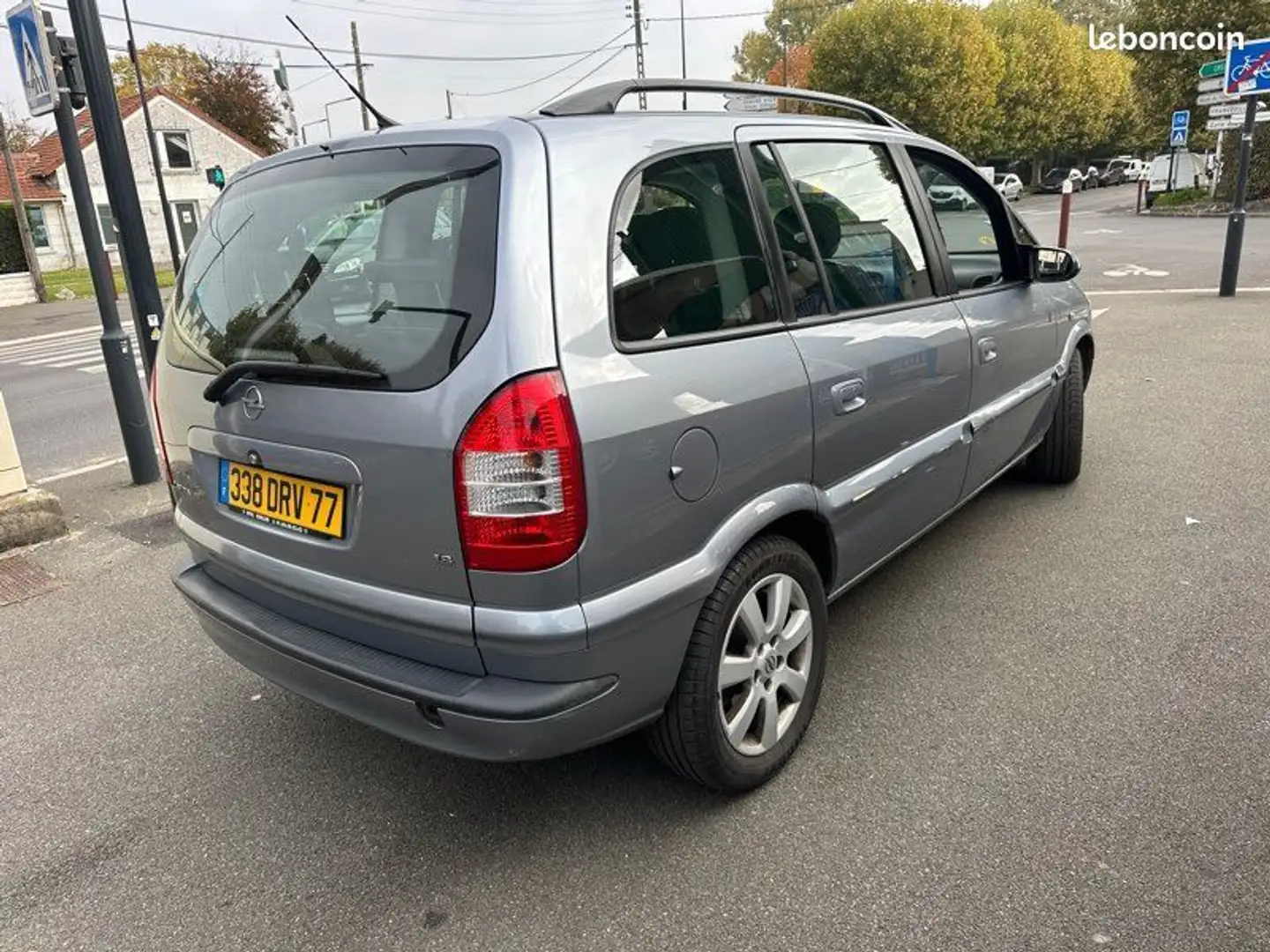 Opel Zafira 1.8l 16v 125ch phasse 2 7 places première main Gris - 2