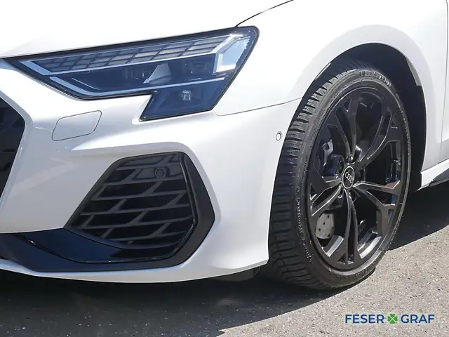 Audi S3 view 10