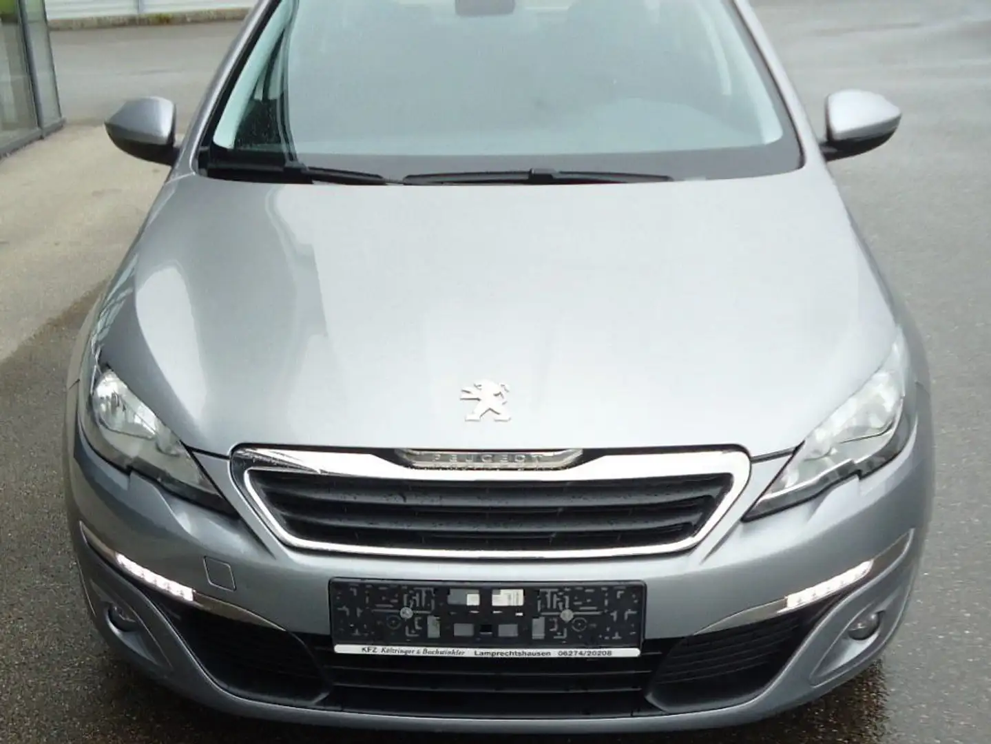 Peugeot 308 SW 2,0 BlueHDi 150 Busniss Line Aut. Grau - 2