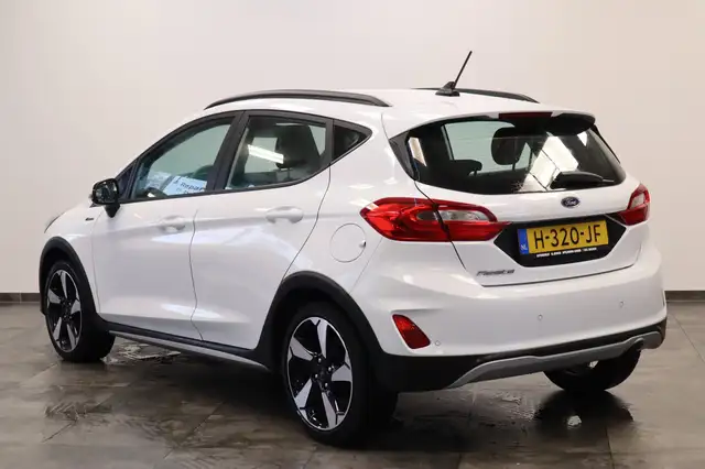 Ford Fiesta view 3