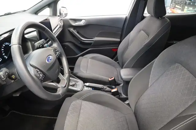 Ford Fiesta view 6