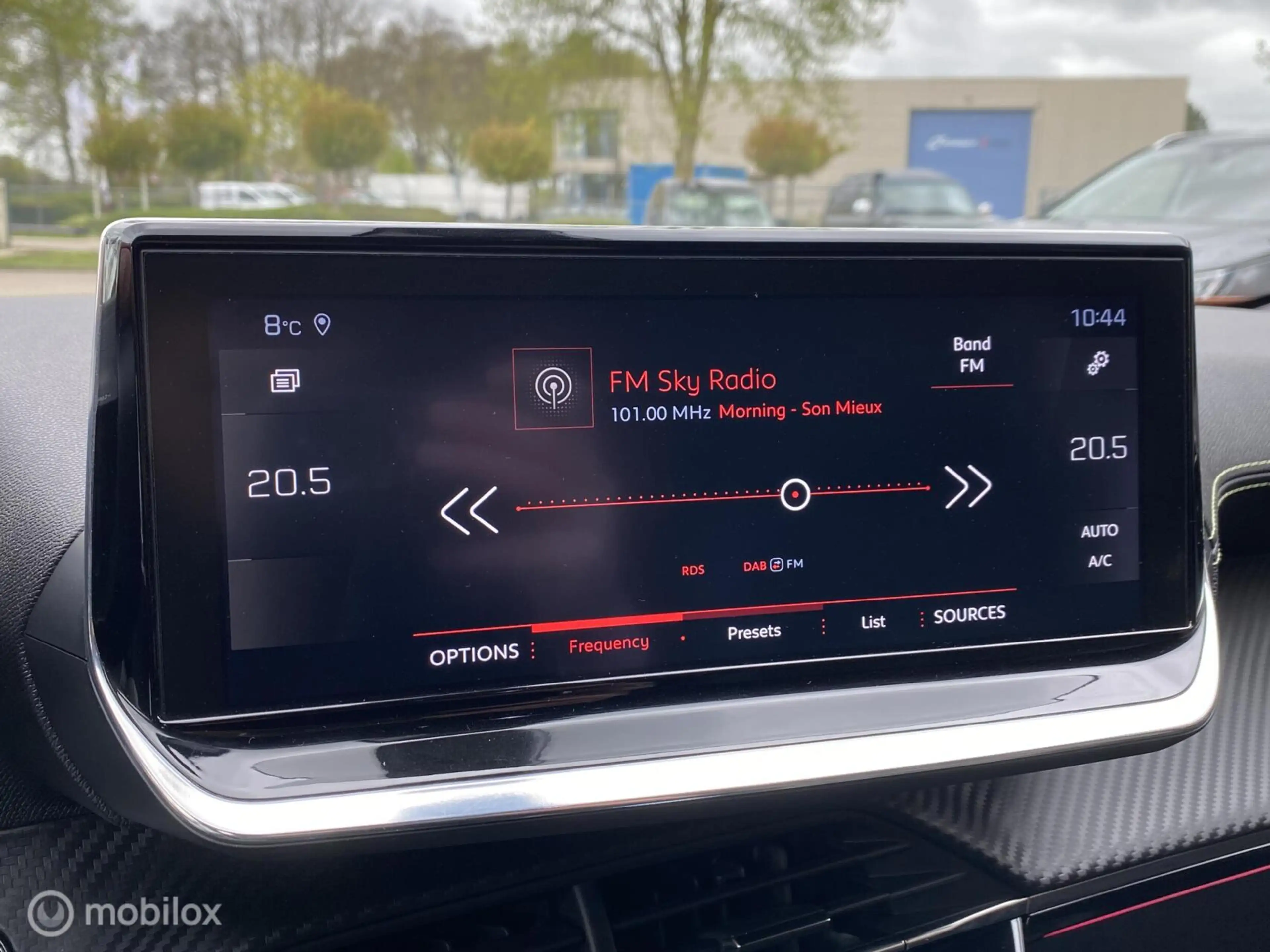 Peugeot 2008 1.2 PureTech Active | Trekhaak | Cruise | Climate — photo 12