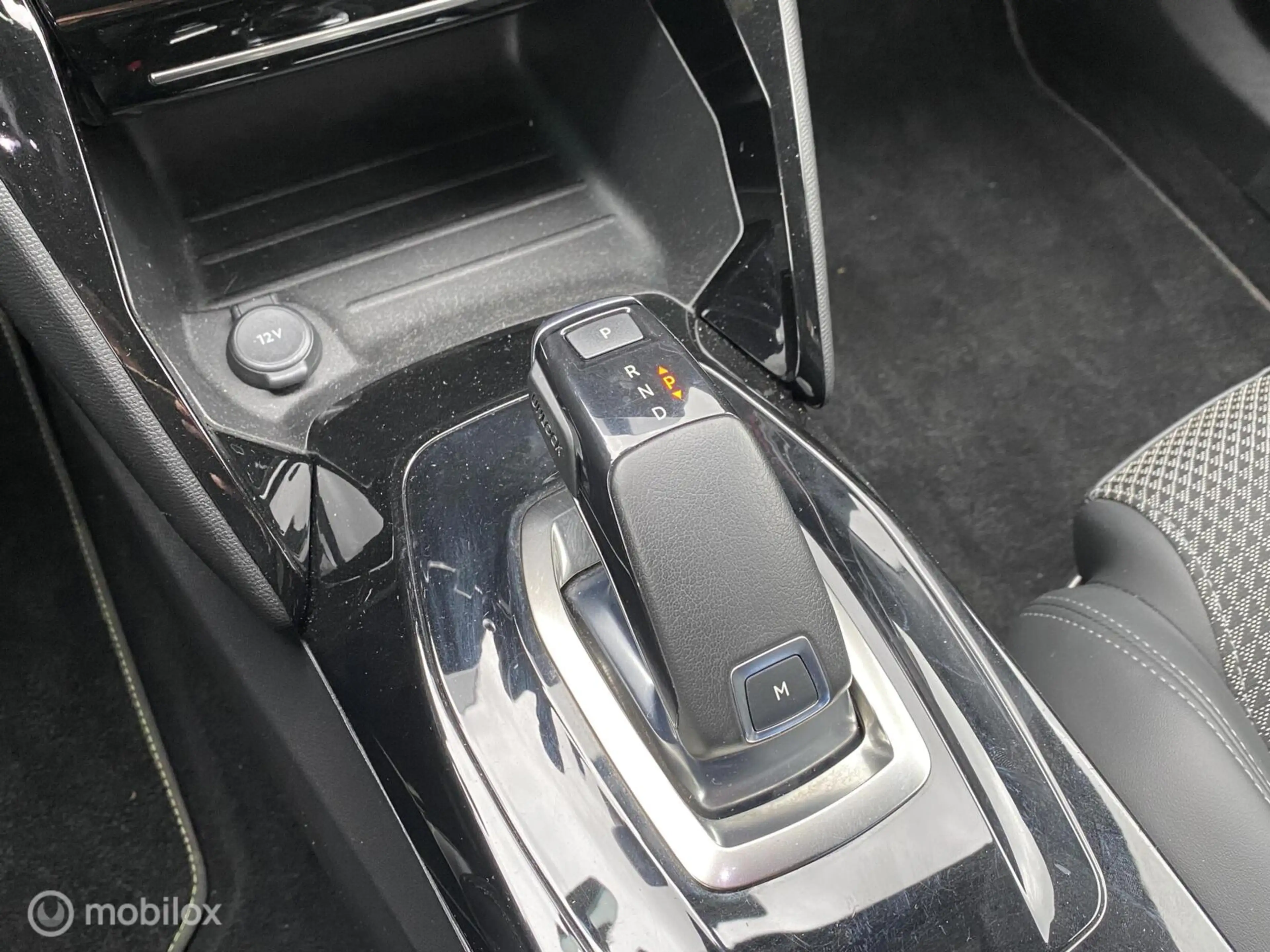 Peugeot 2008 1.2 PureTech Active | Trekhaak | Cruise | Climate — photo 16