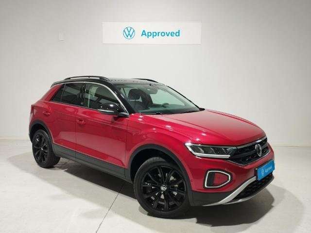 Volkswagen T-Roc 1.0 TSI Dark 81kW - foto 1