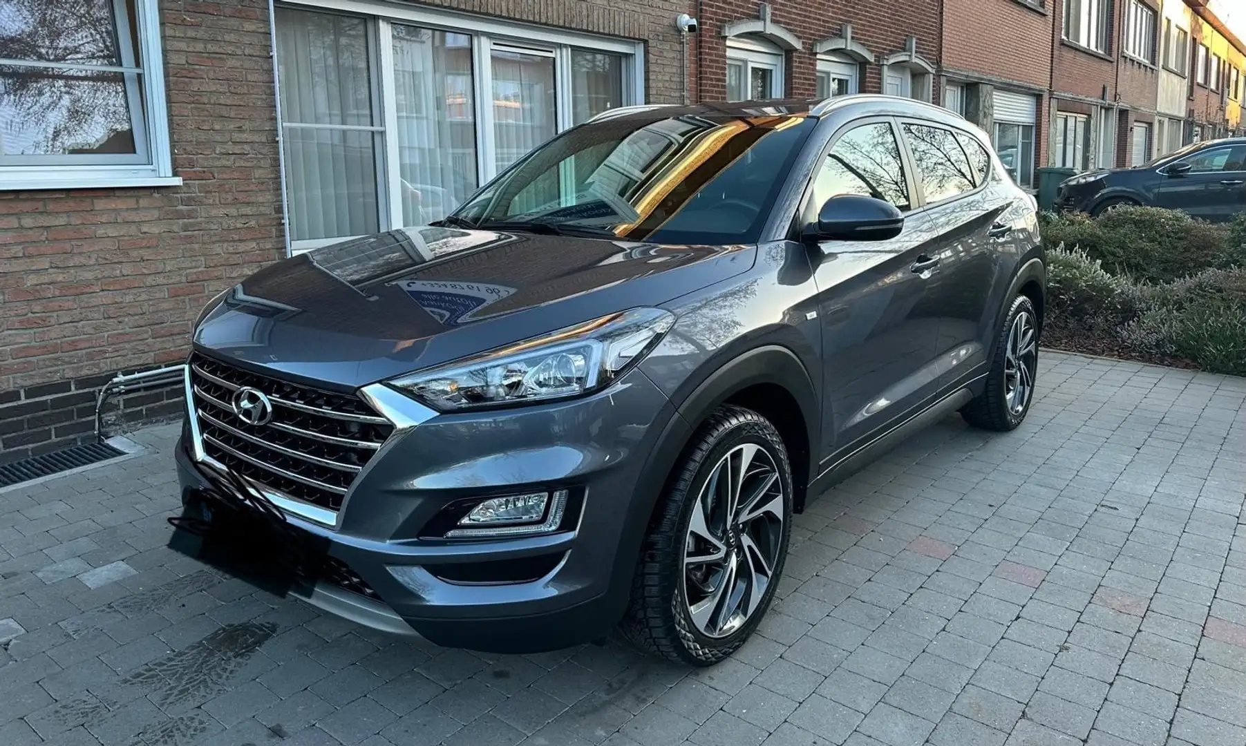 Hyundai TUCSON 1.6 CRDi Mild-Hybride! 86000km* Automaat* Gris - 1