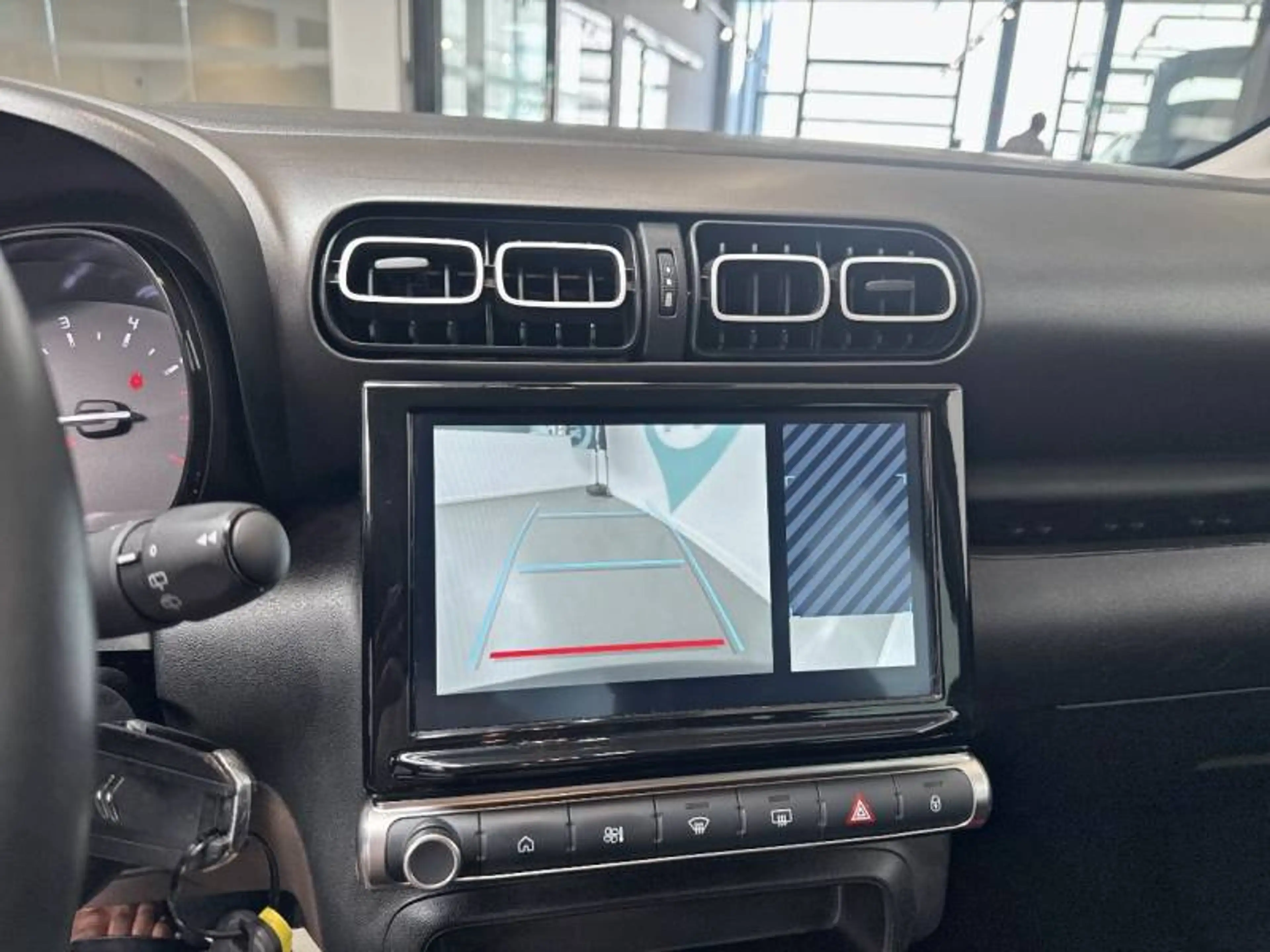 Citroen C3 Aircross 1 1.2 PureTech 130 S&S EAT6 Feel — photo 13
