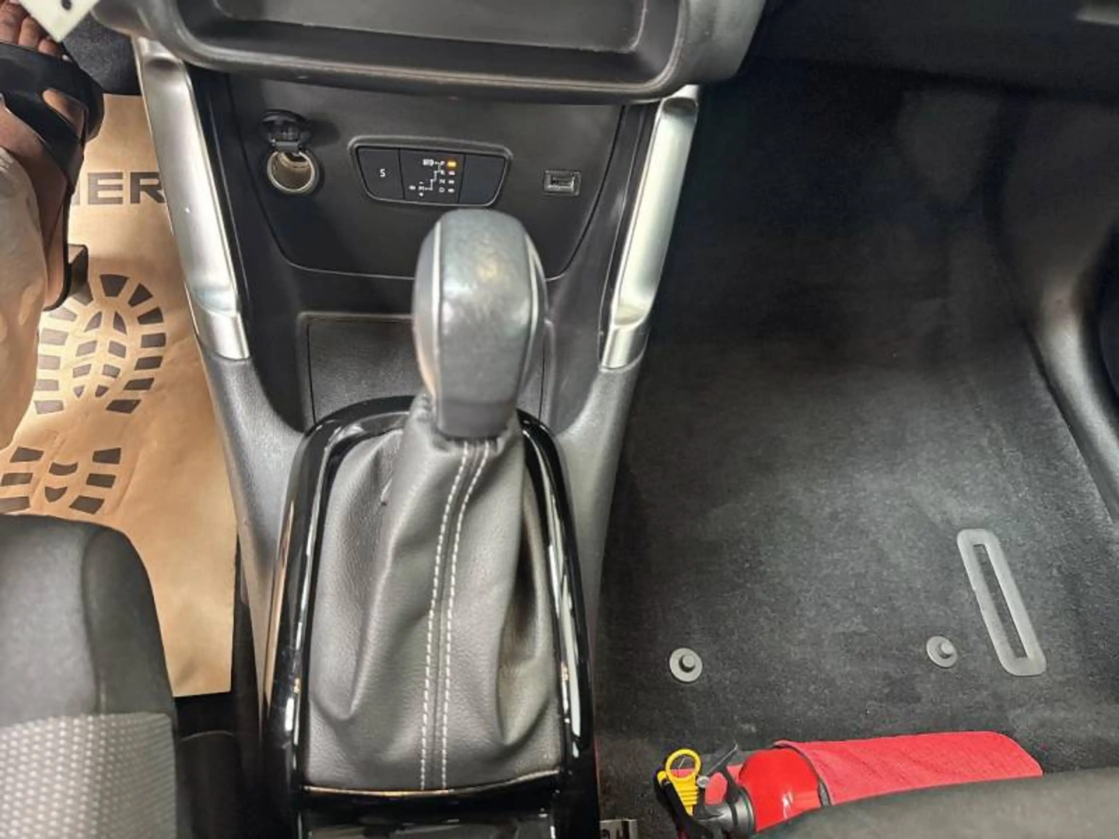 Citroen C3 Aircross 1 1.2 PureTech 130 S&S EAT6 Feel — photo 15
