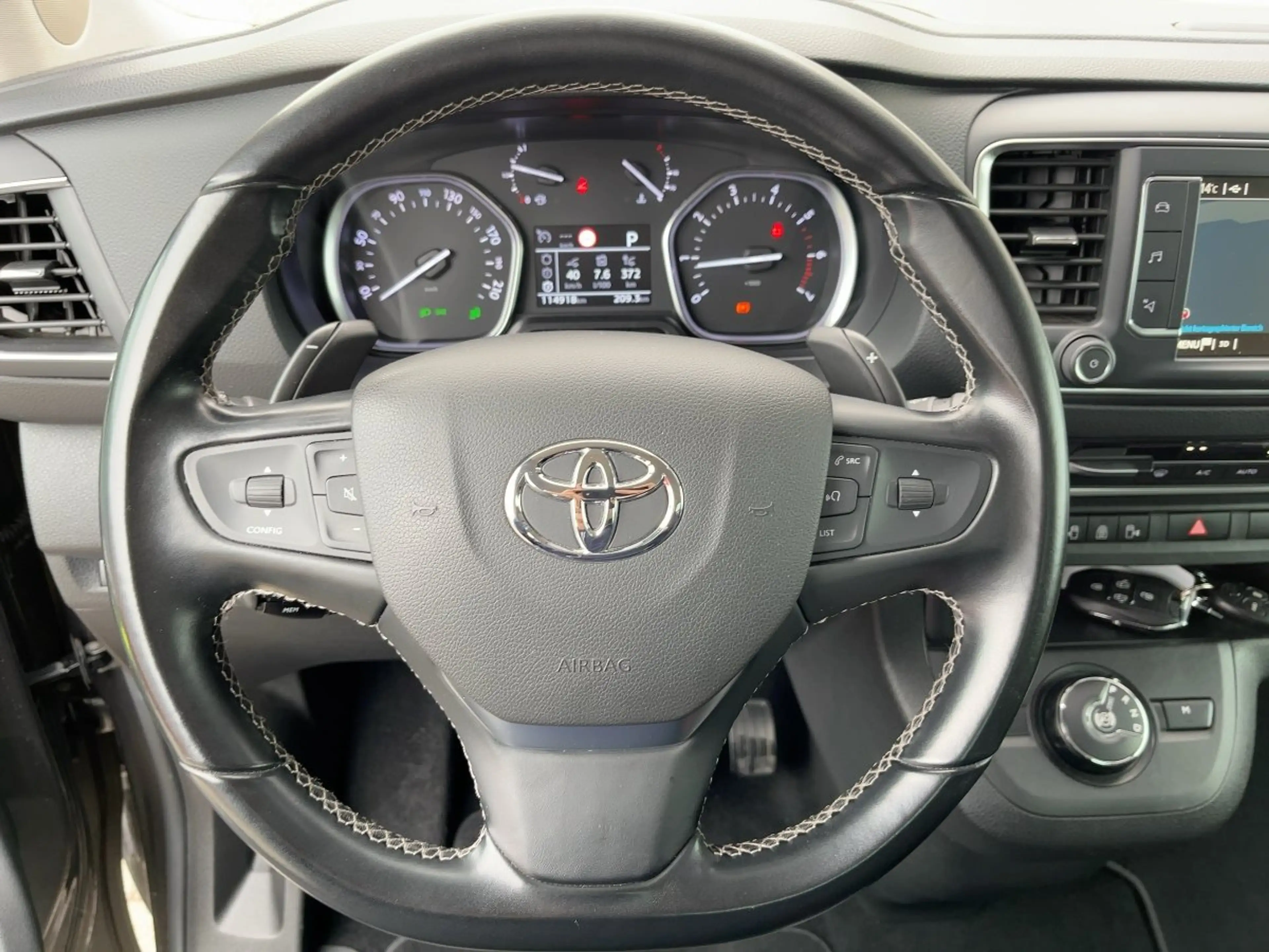Toyota Proace Verso 2.0 D-4D L1 Executive AHK*StandHz — photo 15