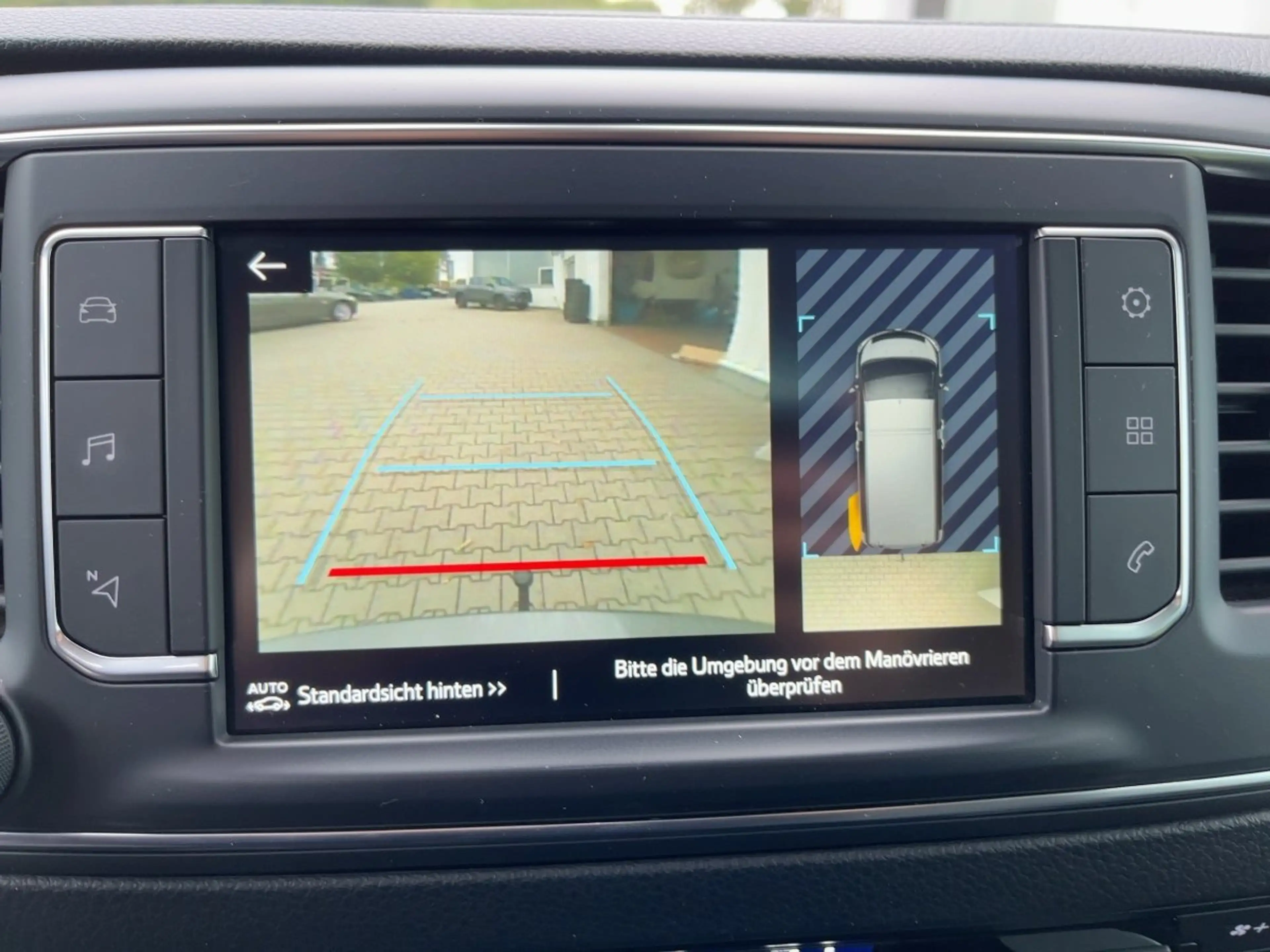 Toyota Proace Verso 2.0 D-4D L1 Executive AHK*StandHz — photo 18
