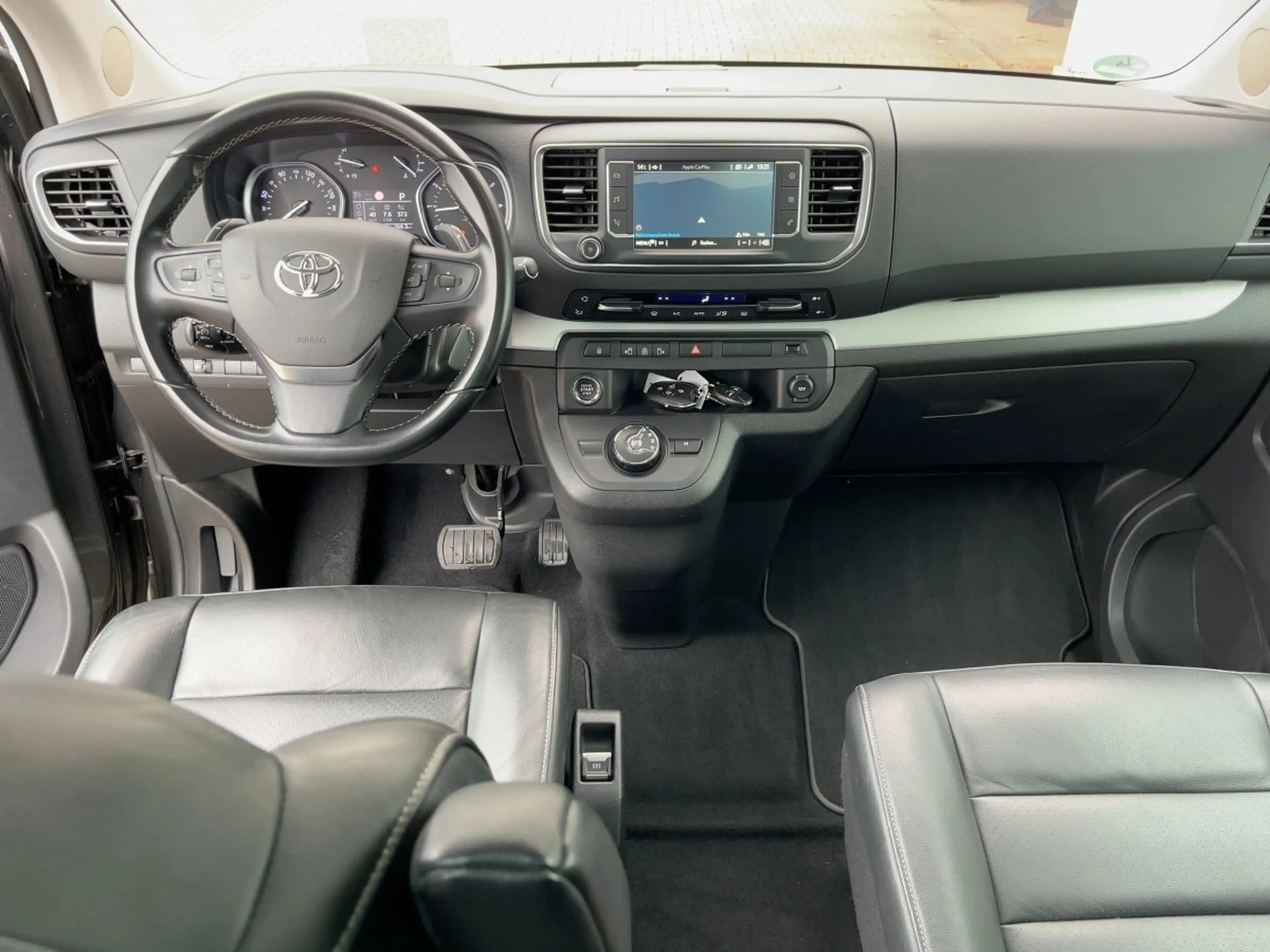 Toyota Proace Verso 2.0 D-4D L1 Executive AHK*StandHz — photo 14