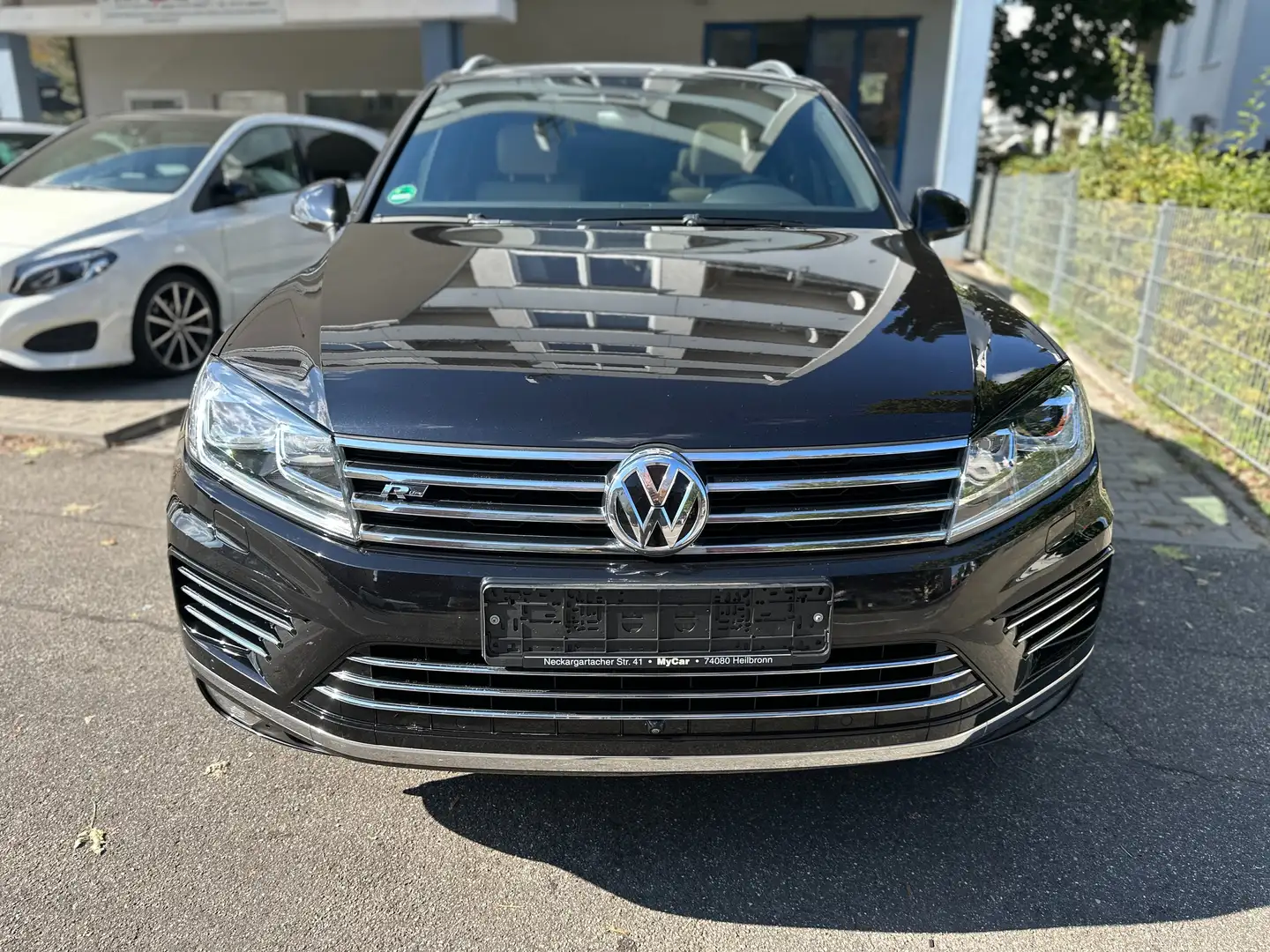 Volkswagen Touareg V6 TDI R-Line Exclusive Terrain Tech 4Motion Voll Schwarz - 2