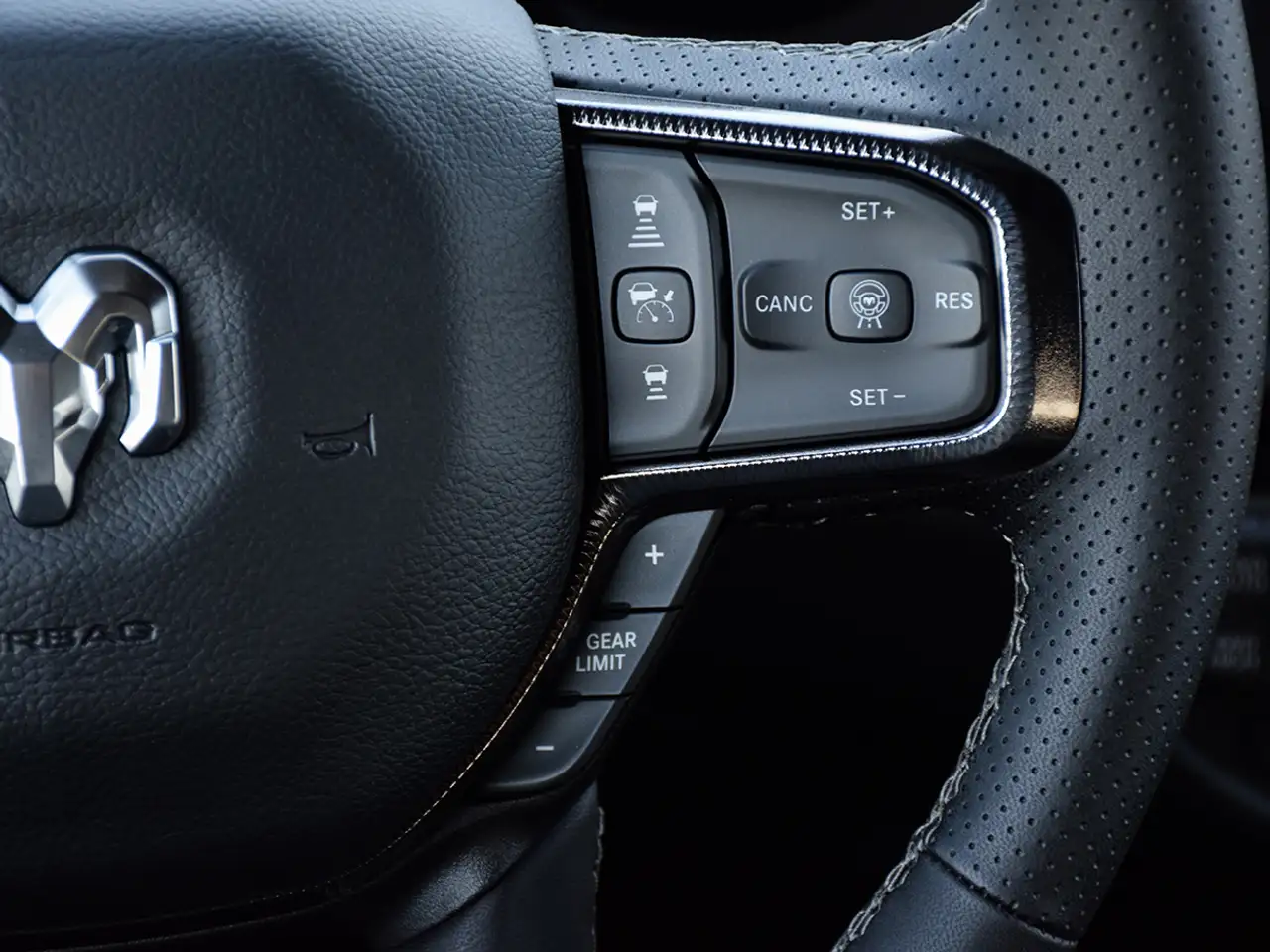 RAM 1500 photo RAM 1500
