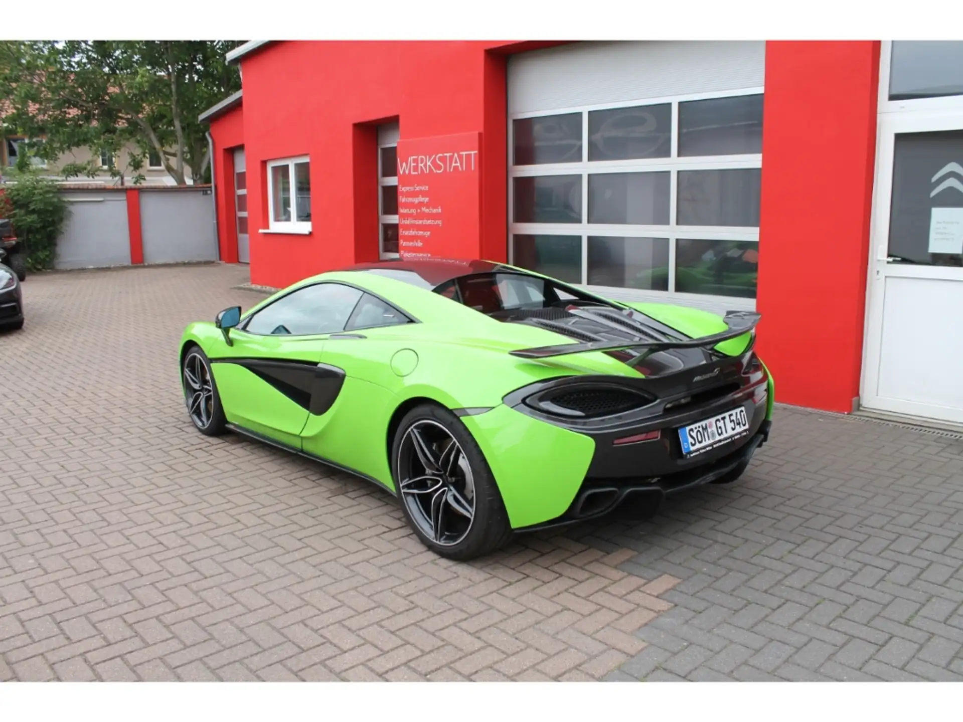 맥라렌 540C 540 Coupe 2018 옐로 사진 3