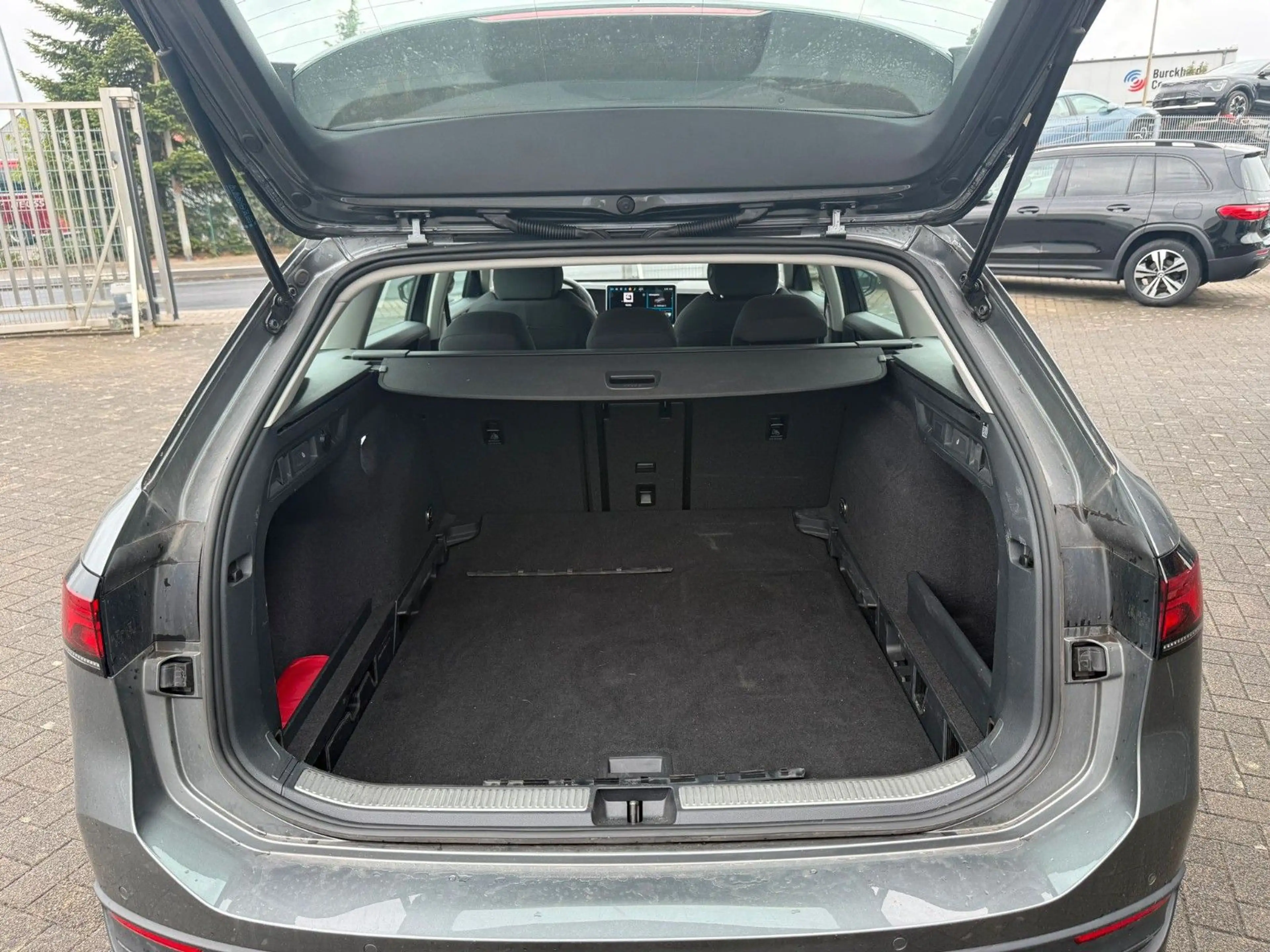 Volkswagen Passat Variant 1.5 eTSI *CAM*ACC*SHZ*ALU* — photo 15