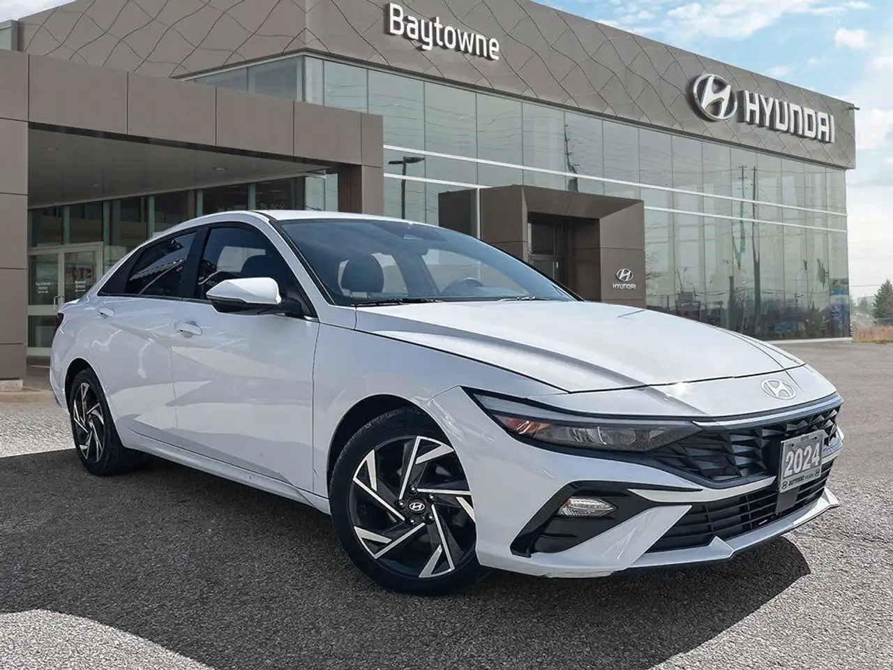 Hyundai ELANTRA снимка Hyundai ELANTRA