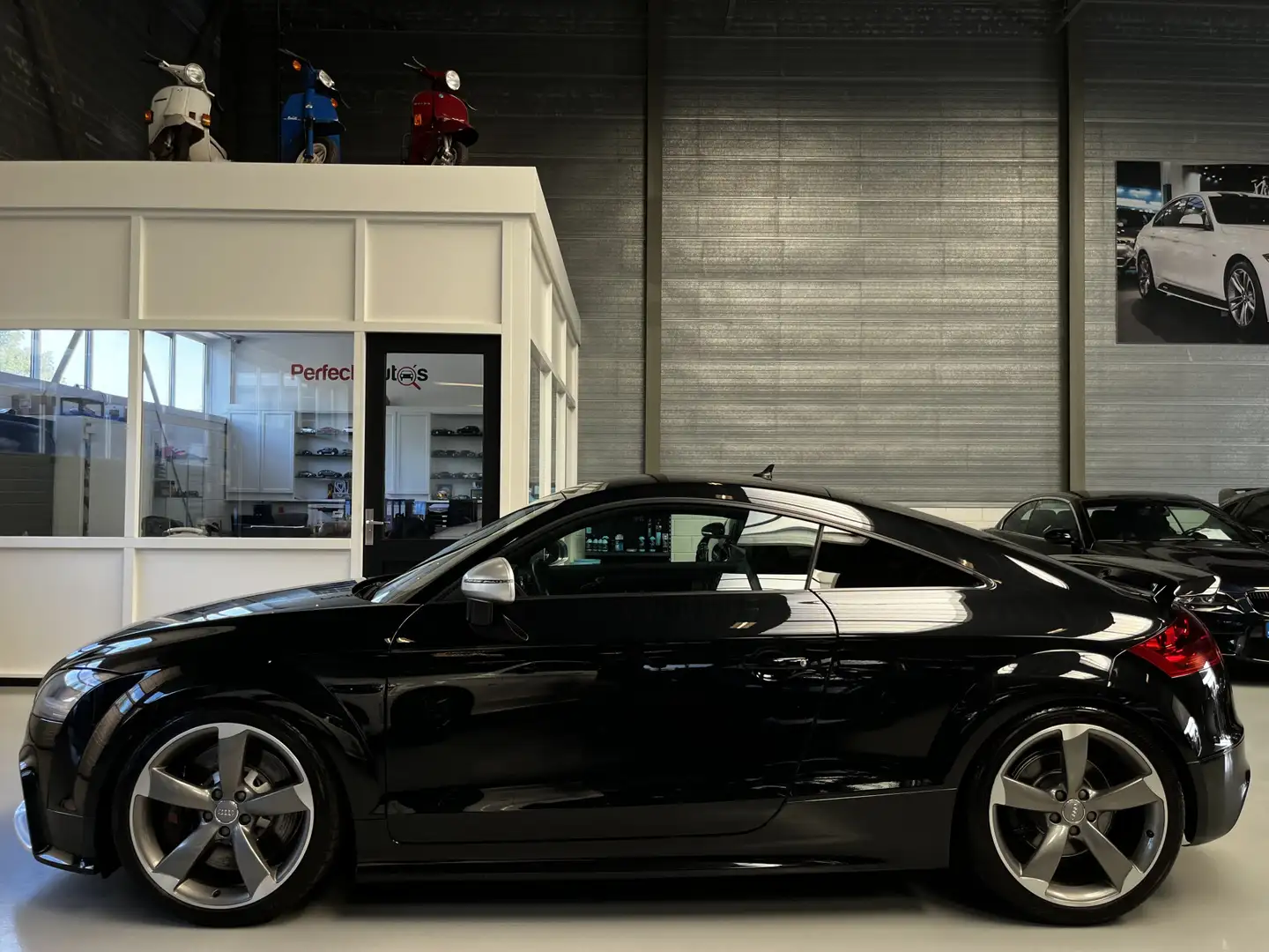 Audi TT RS 2.5 T 340PK, 19inch Schwarz - 2