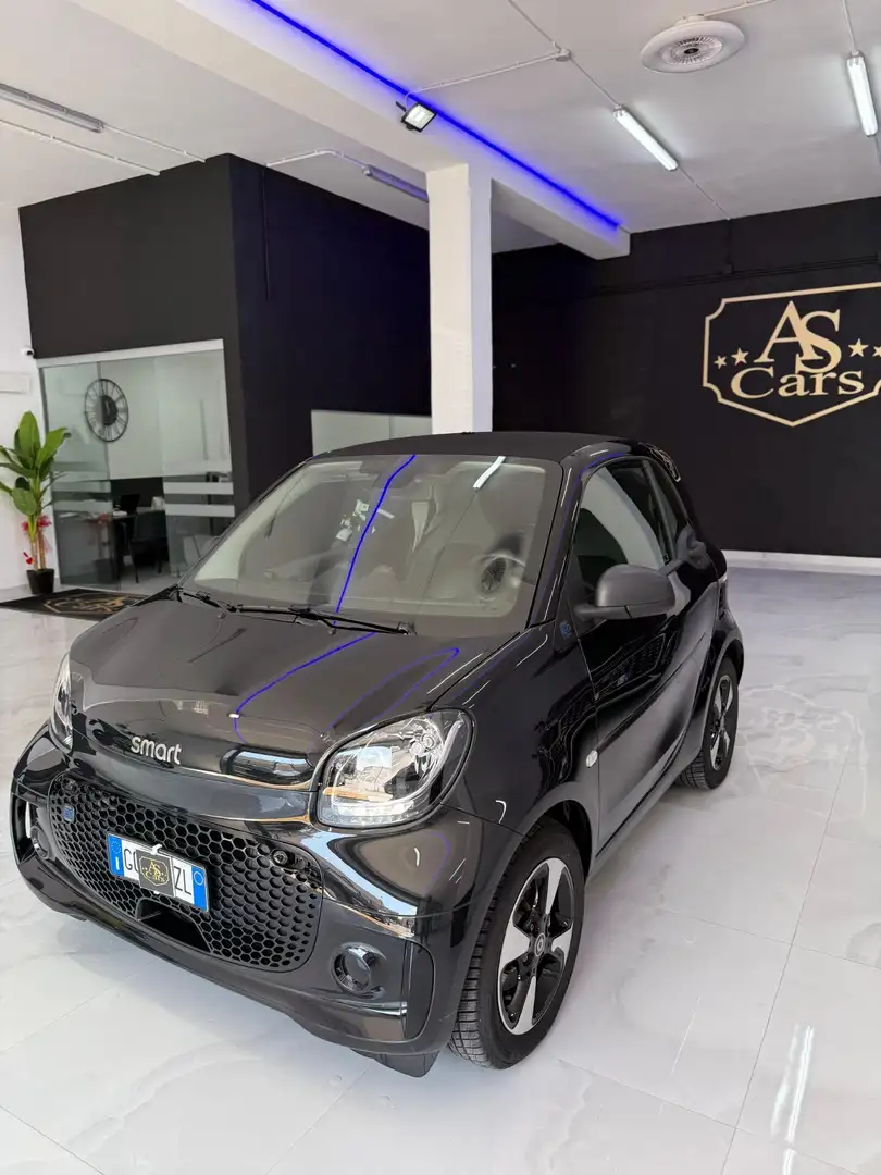 smart forTwo fortwo EQ Racingrey (22kW) Noir - 1