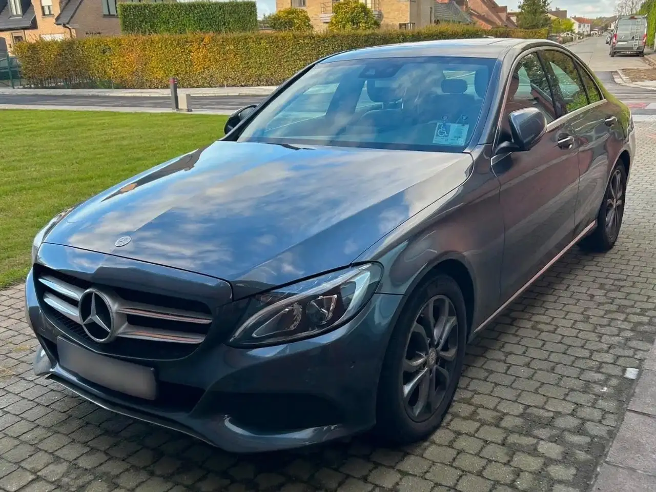 Mercedes-Benz C 180