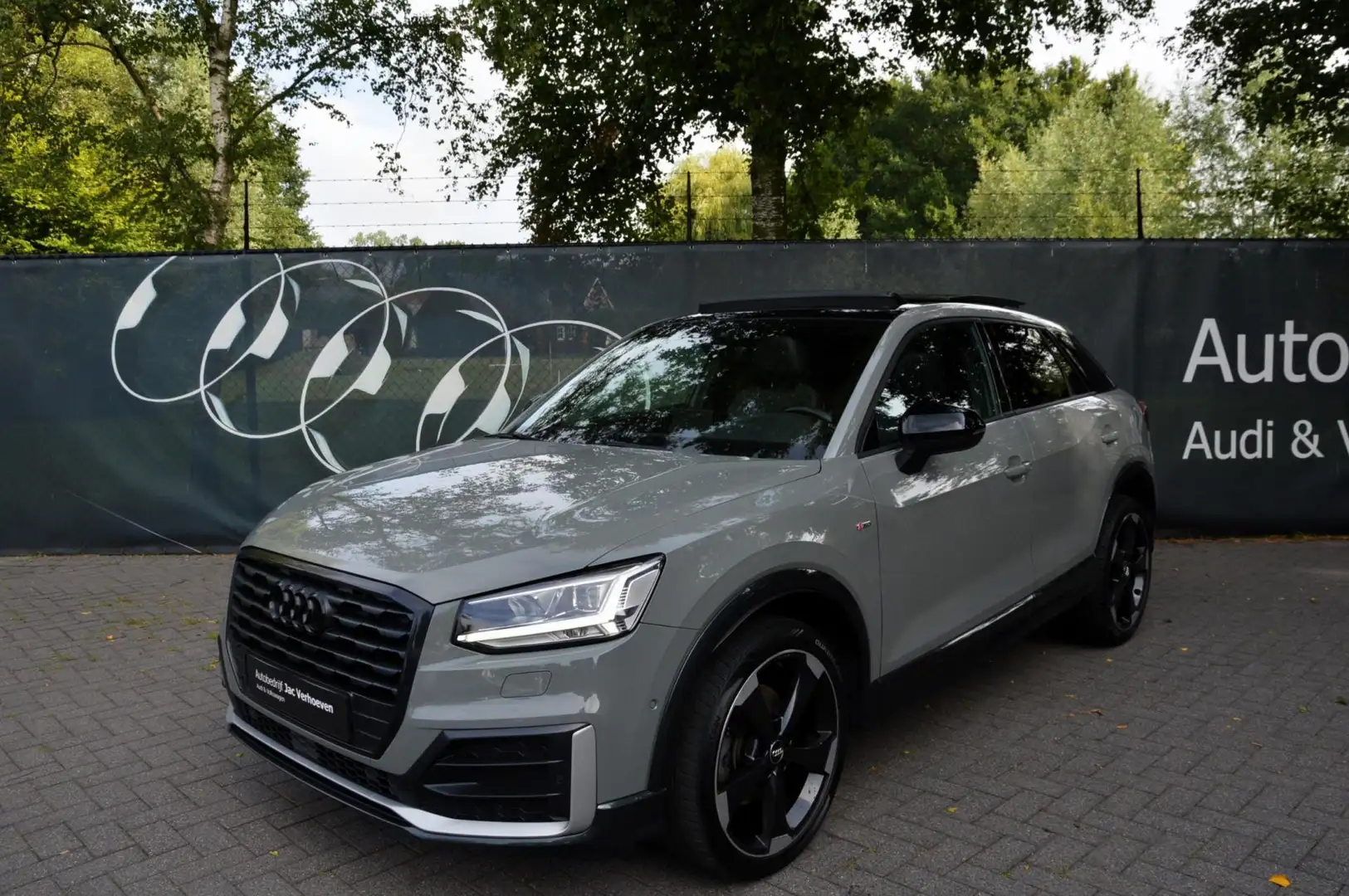 Audi Q2 1.4 TFSI 150pk|S Edition|Black Edition|Panoramadak Gris - 1