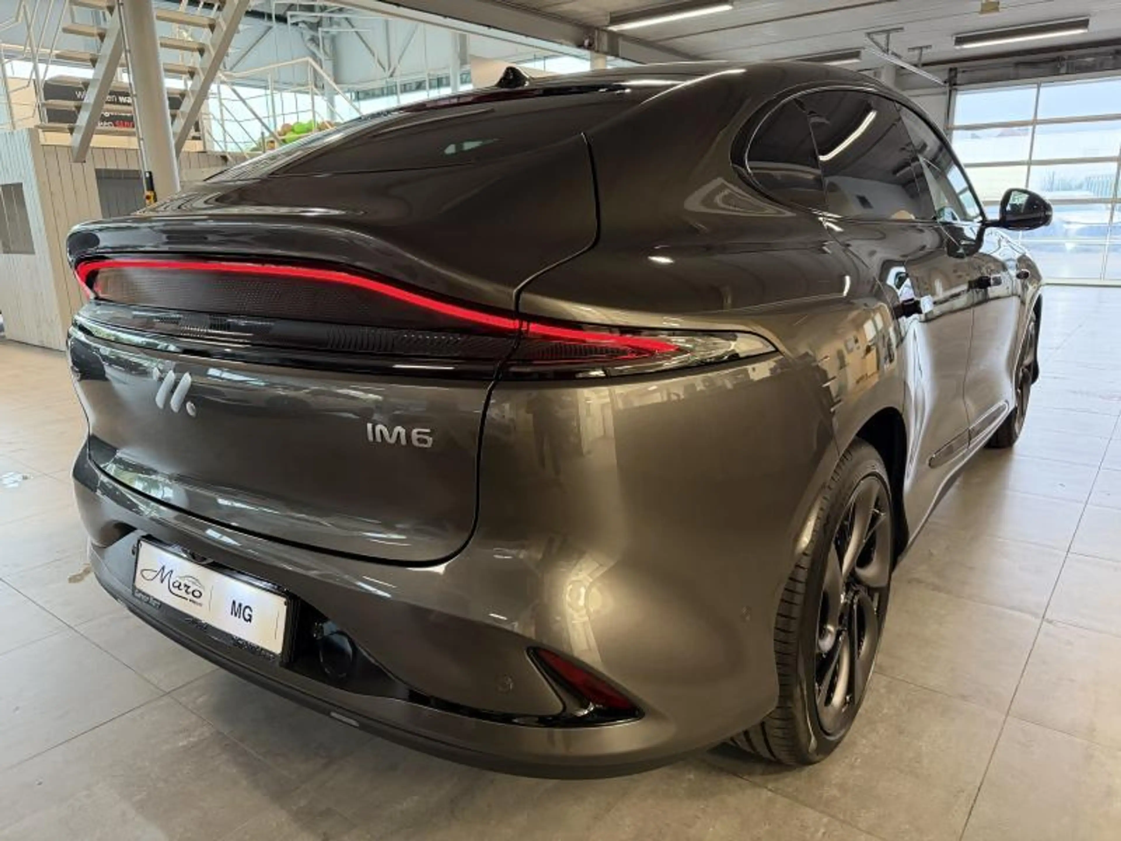 MG IM6 100kWh Performance AWD | FULL OPTION - DEMO — photo 2