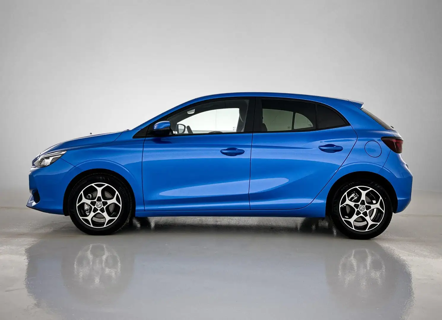 MG MG3 Hybrid+ 1.5 Hybrid Luxury 1e Eigenaar | Navigatie Blauw - 2