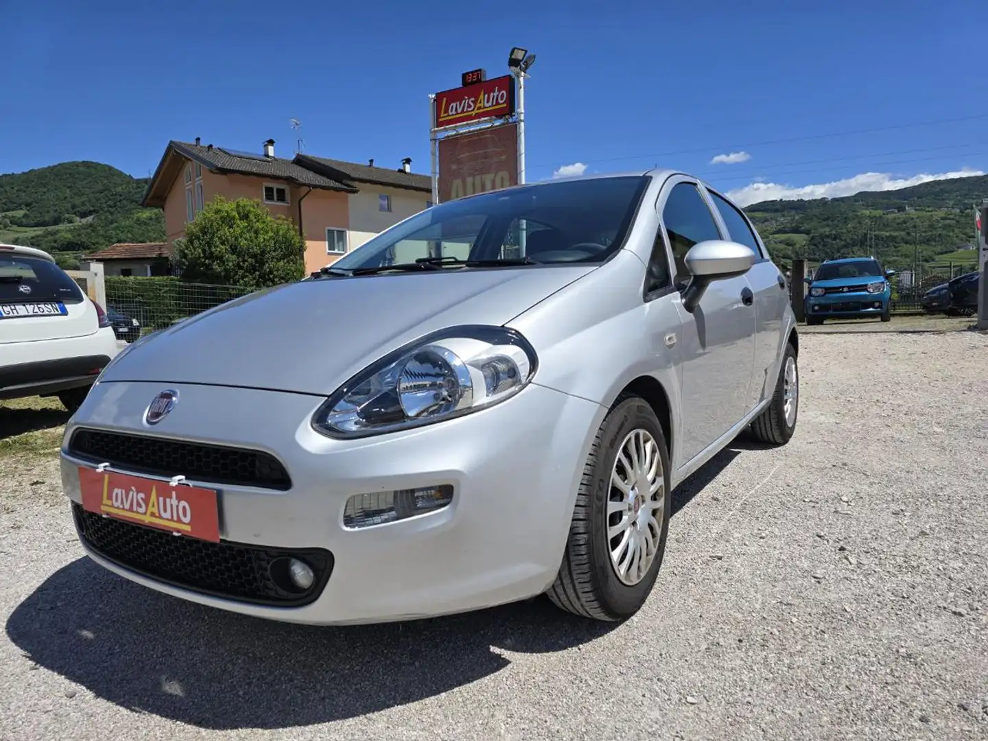 Fiat Punto 1.3 MJT II S&S 95 CV 5 porte Street Grijs - 2