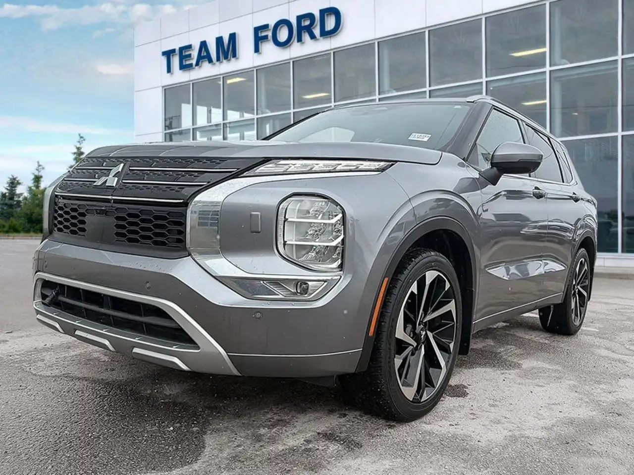 2023 Mitsubishi Outlander