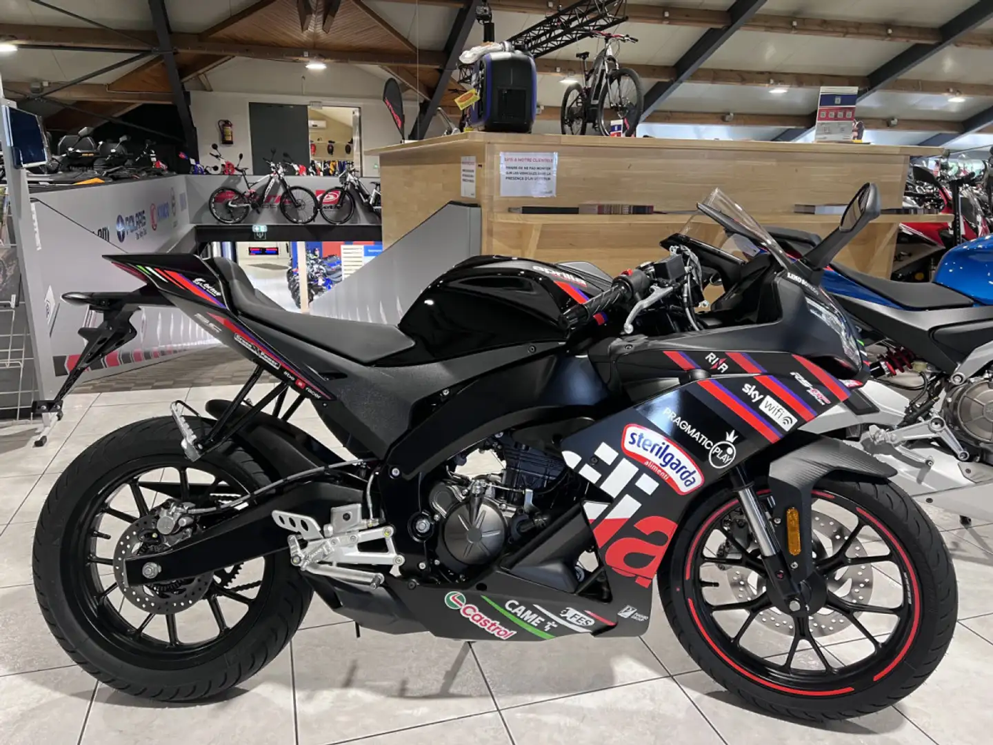Aprilia RS 125 GP Noir - 1