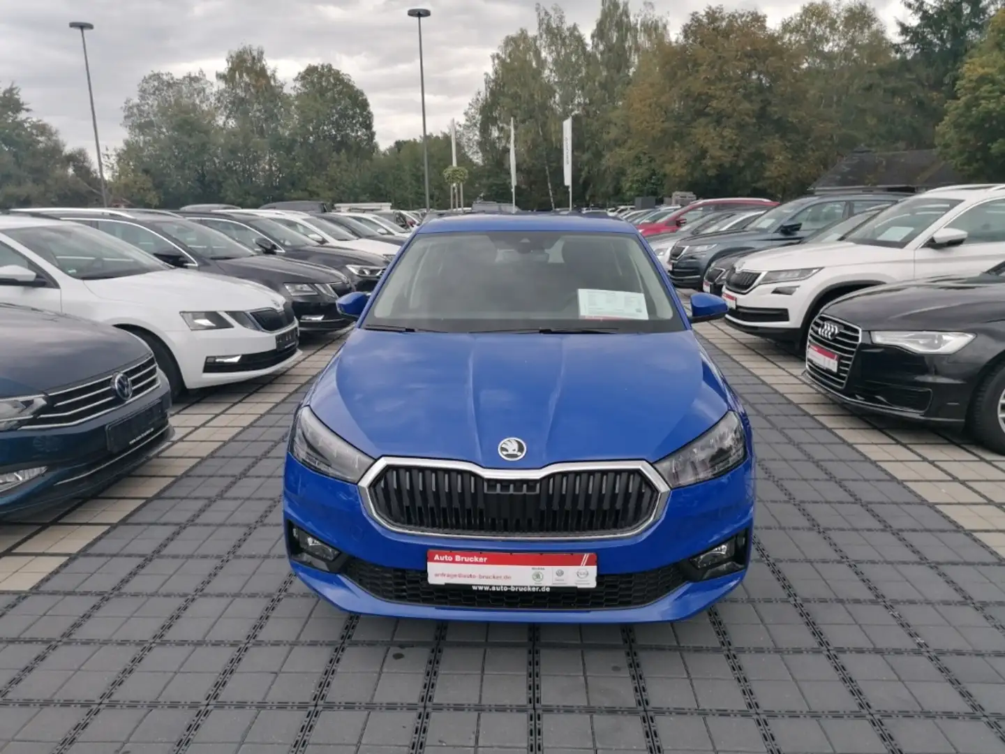 Skoda Fabia Selection 1.0 MPI+LED+Klimaanlage Синий - 2
