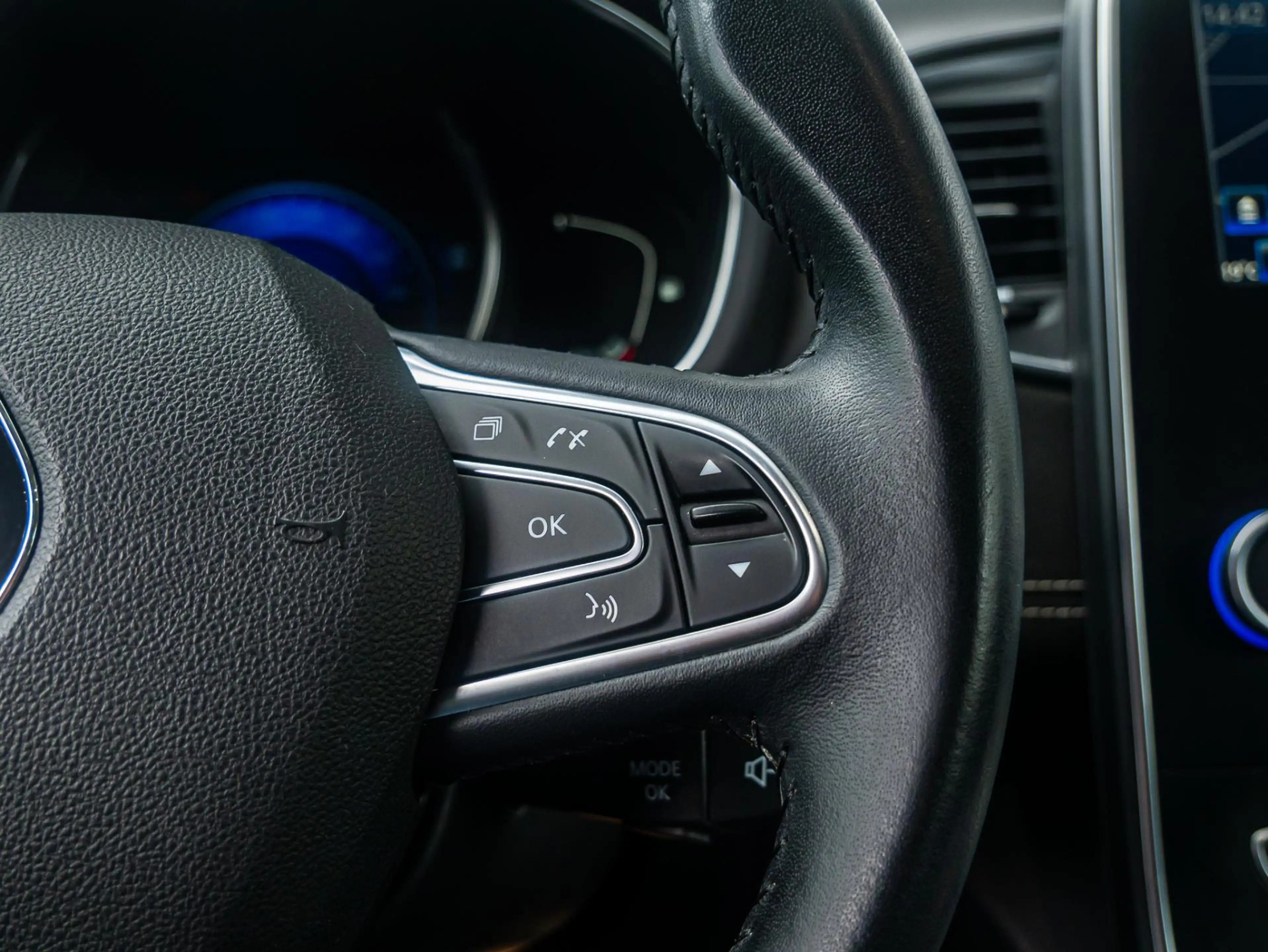 Renault Scenic 1.2 TCe Intens Camera/Half-leder/Trekhaak — photo 30