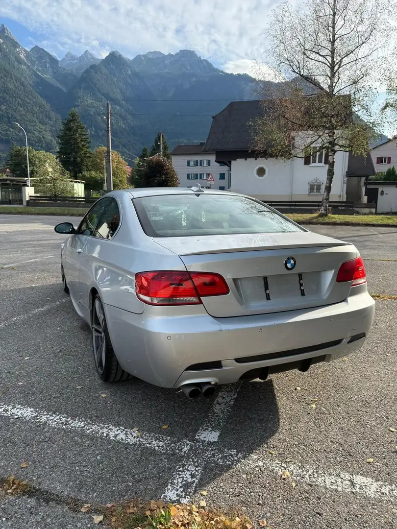 BMW 330 330d Coupé Österreich-Paket - 2