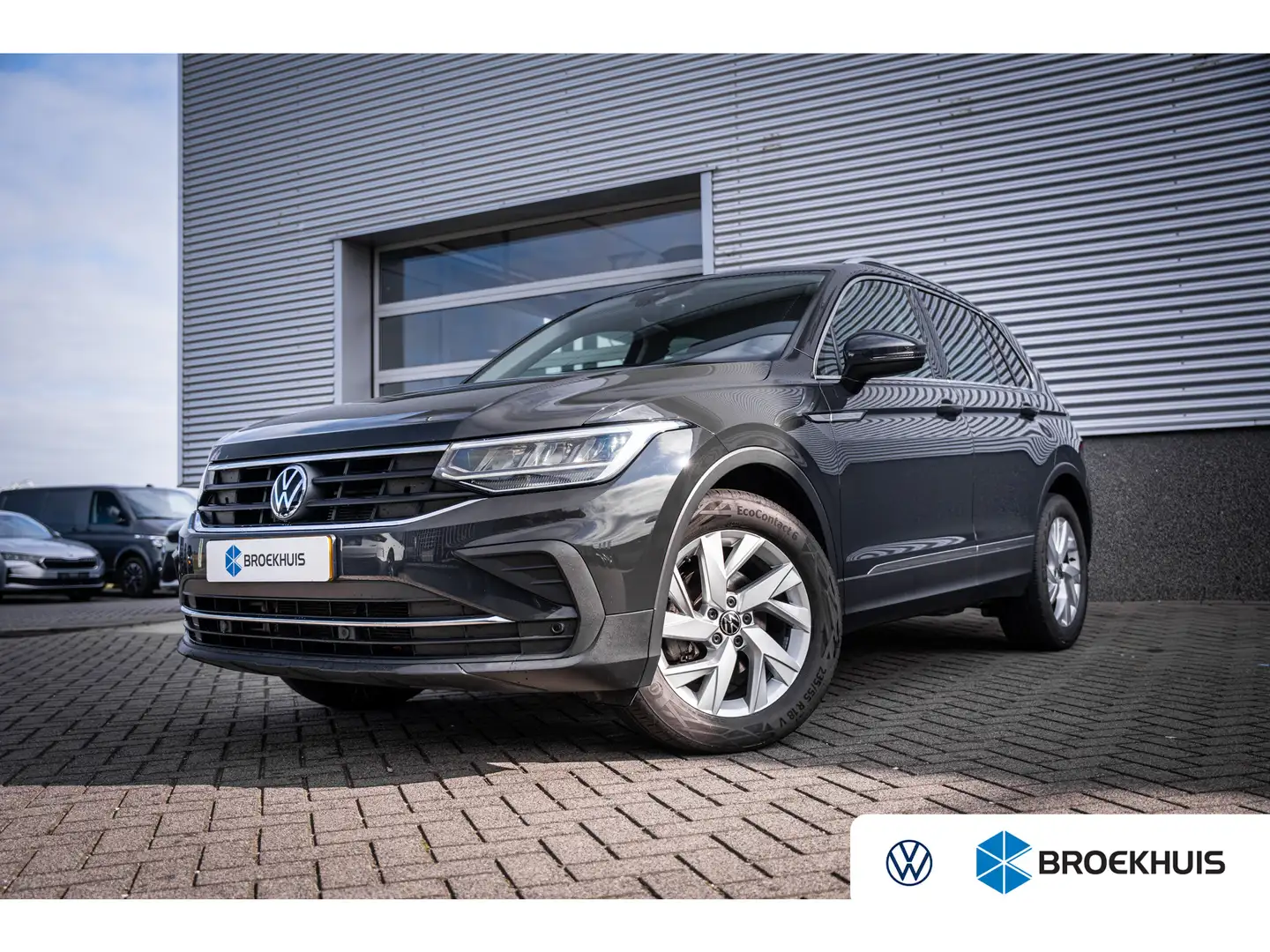Volkswagen Tiguan 1.5 TSI 150PK DSG Life | Cruise control adaptief m Grijs - 1
