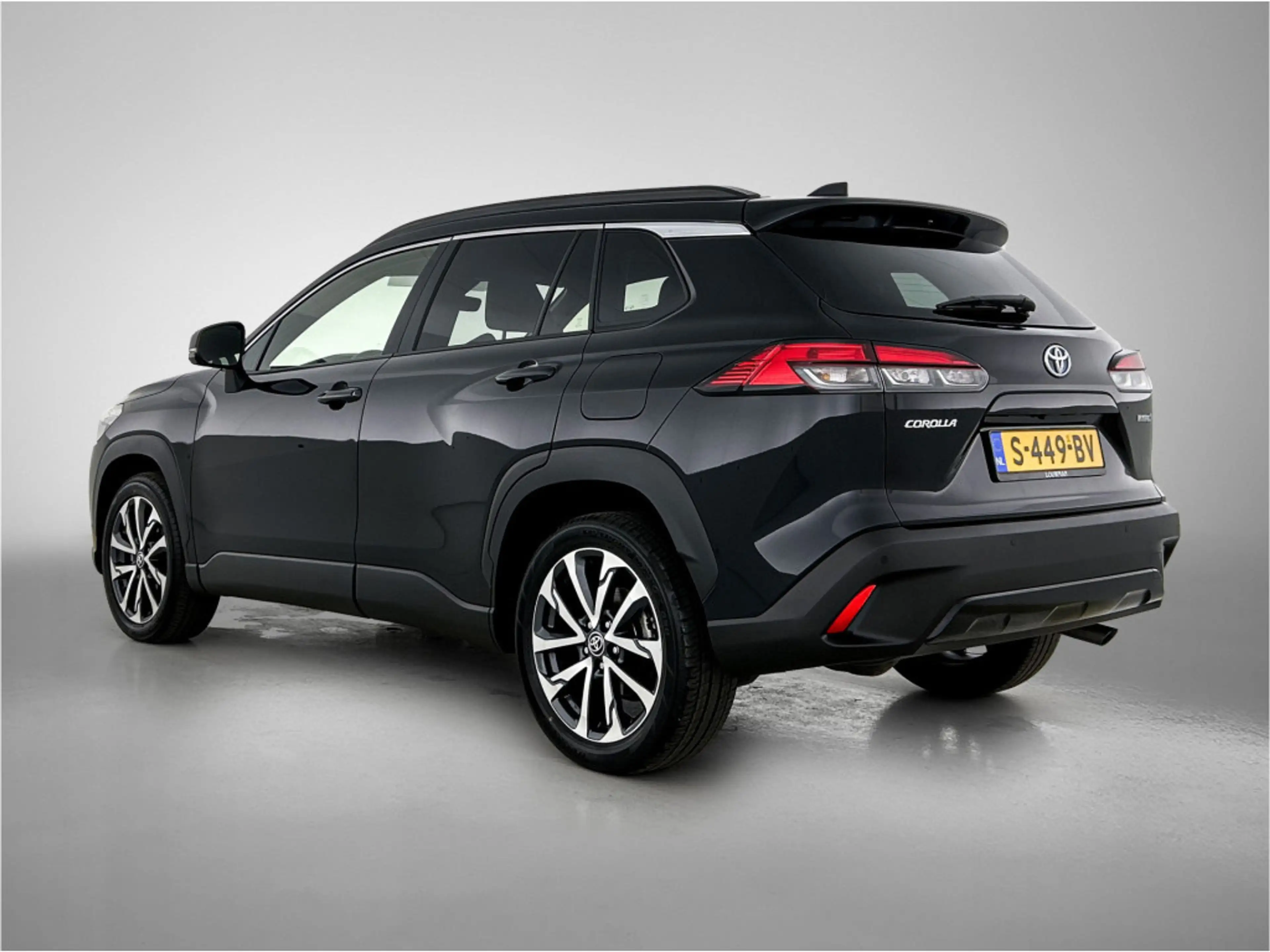 Toyota Corolla Cross 2.0 High Power Hybrid First Edition | Stoelverwarm — photo 14