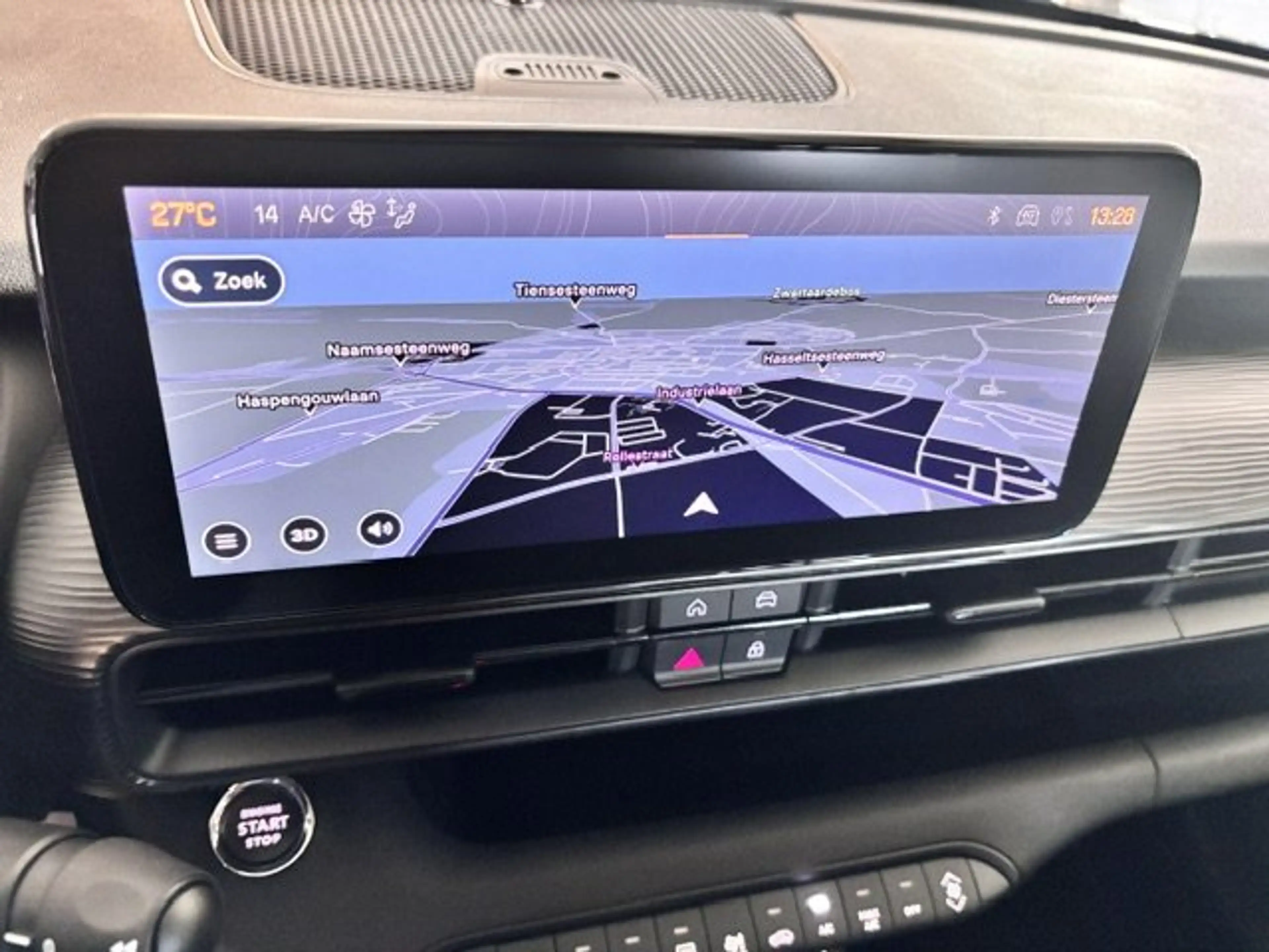 Jeep Avenger Altitude 100PK/GPS/CAMERA/Carplay — photo 7