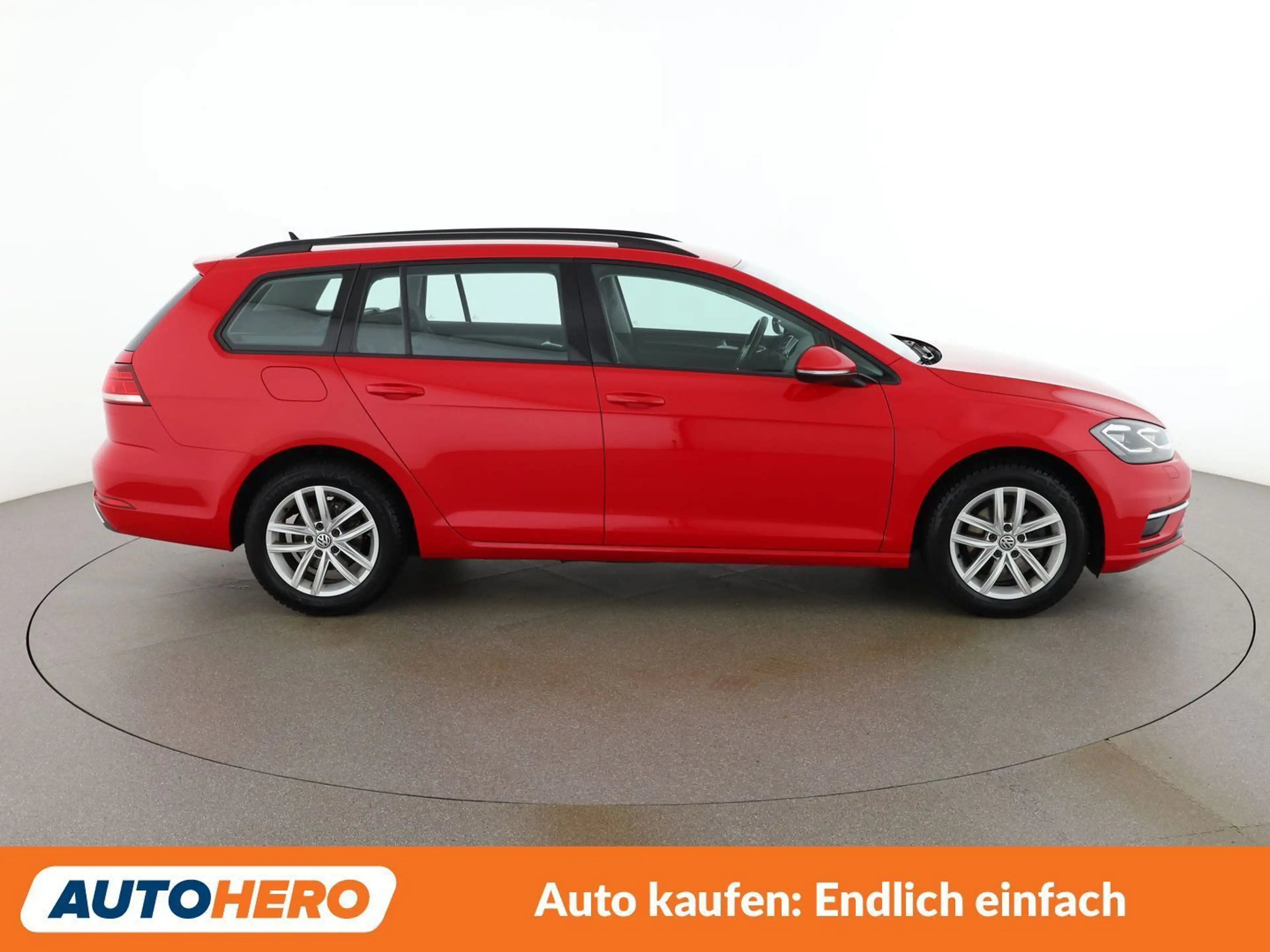 Volkswagen Golf 1.6 TDI Comfortline BlueMotion Tech — photo 7