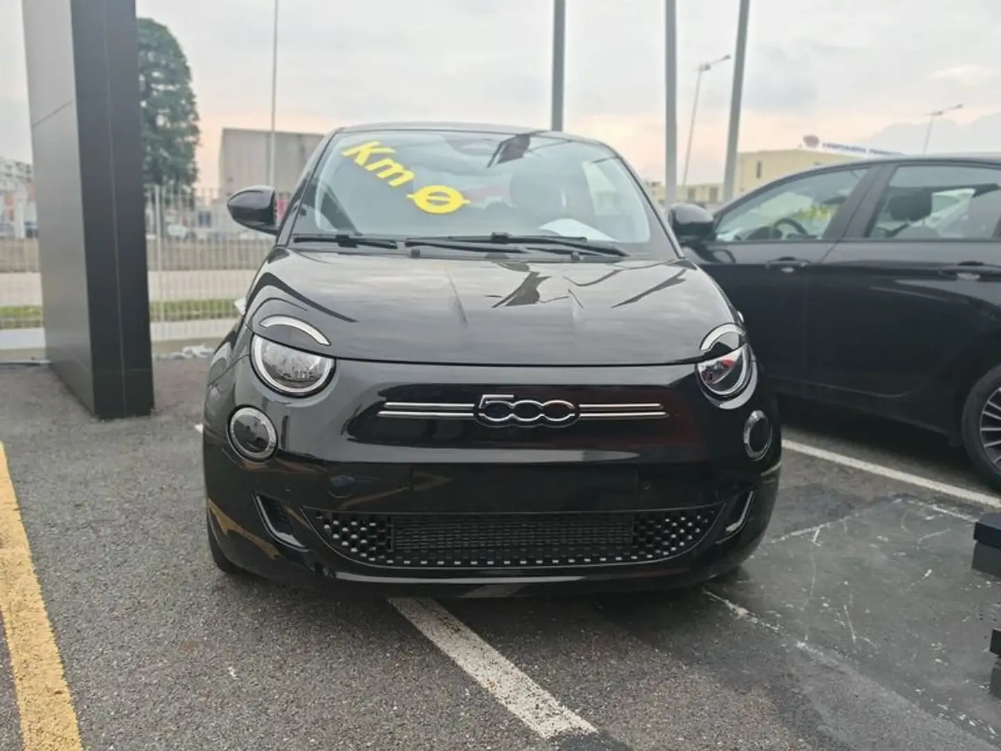 Fiat 500e Berlina 42 kWh Black - 2