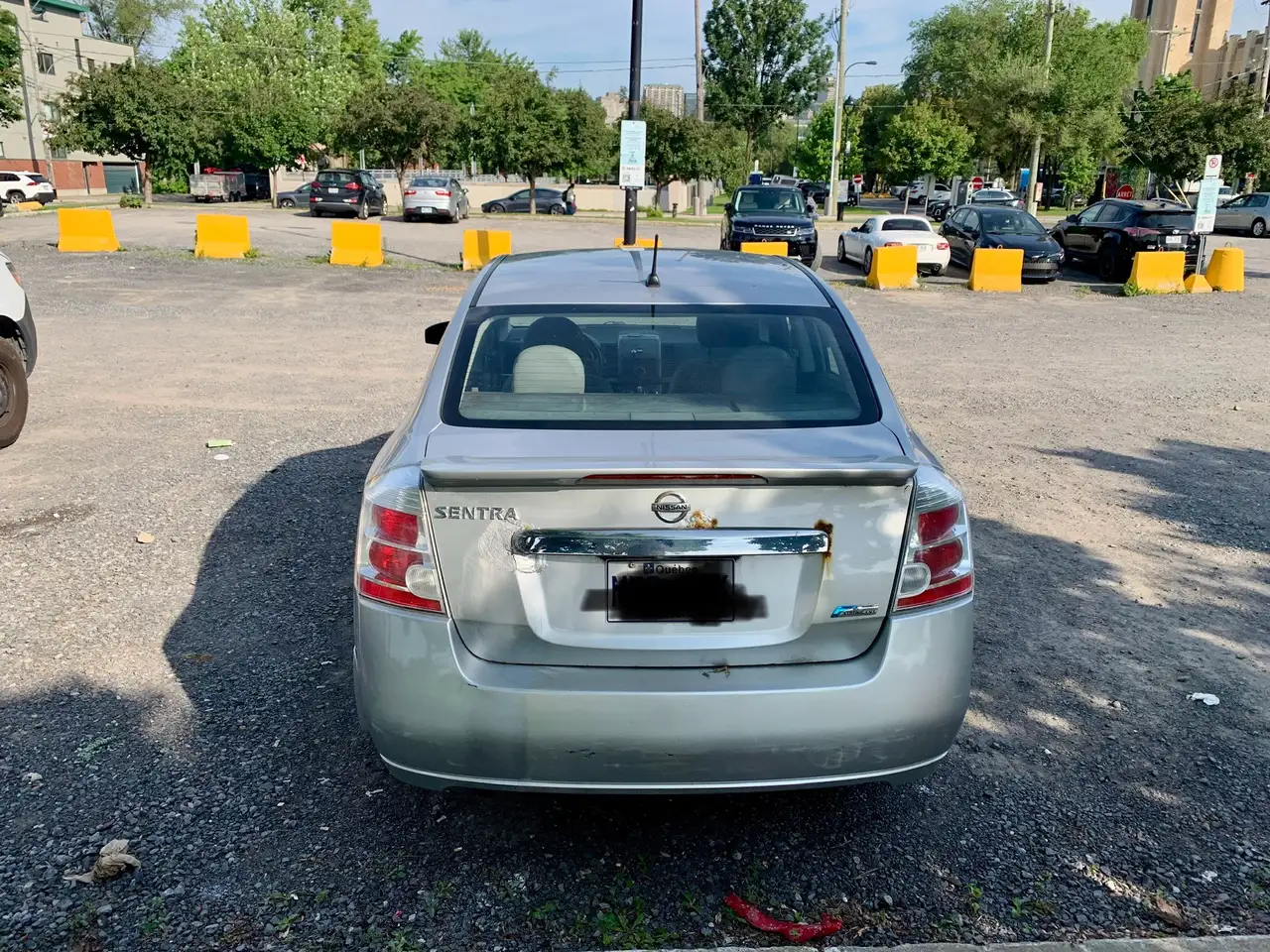 Nissan Sentra снимка Nissan Sentra