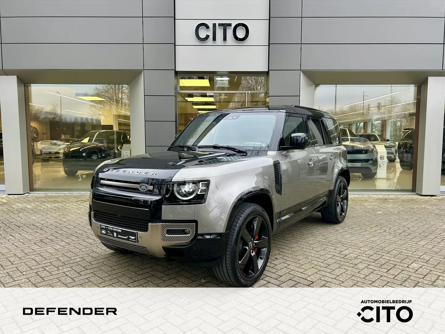 Land Rover Defender P300e PHEV AWD X Grigio - 1