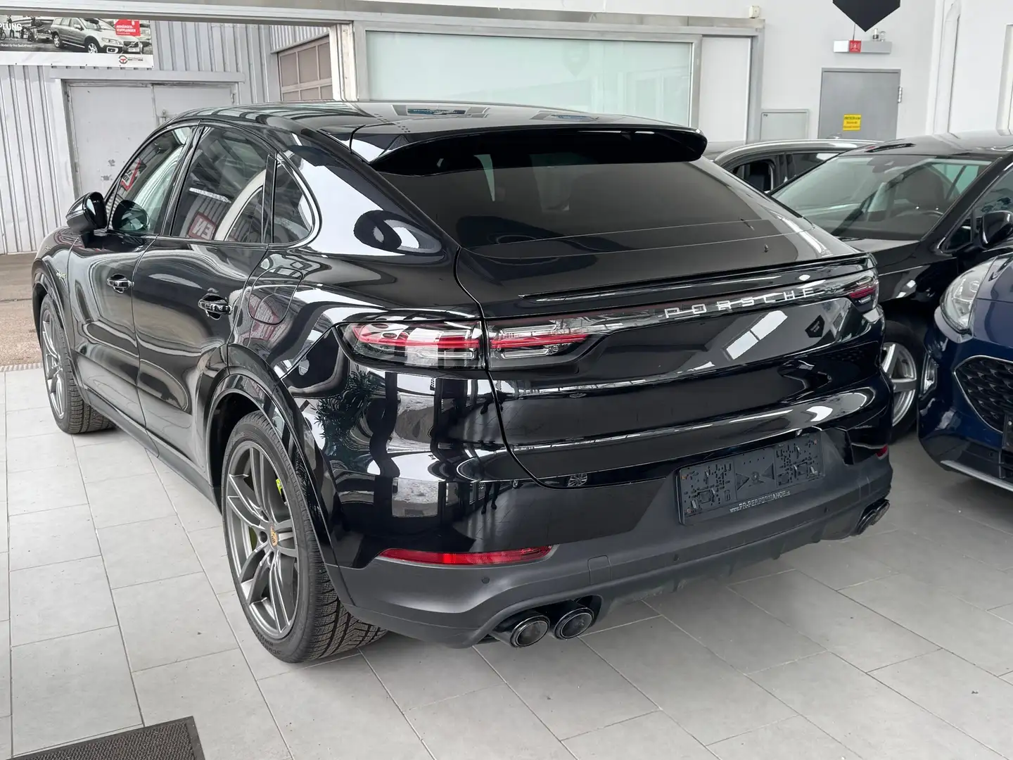 Porsche Cayenne Cayenne Coupe E-Hybrid PHEV 17,9 kWh Aut. Noir - 1