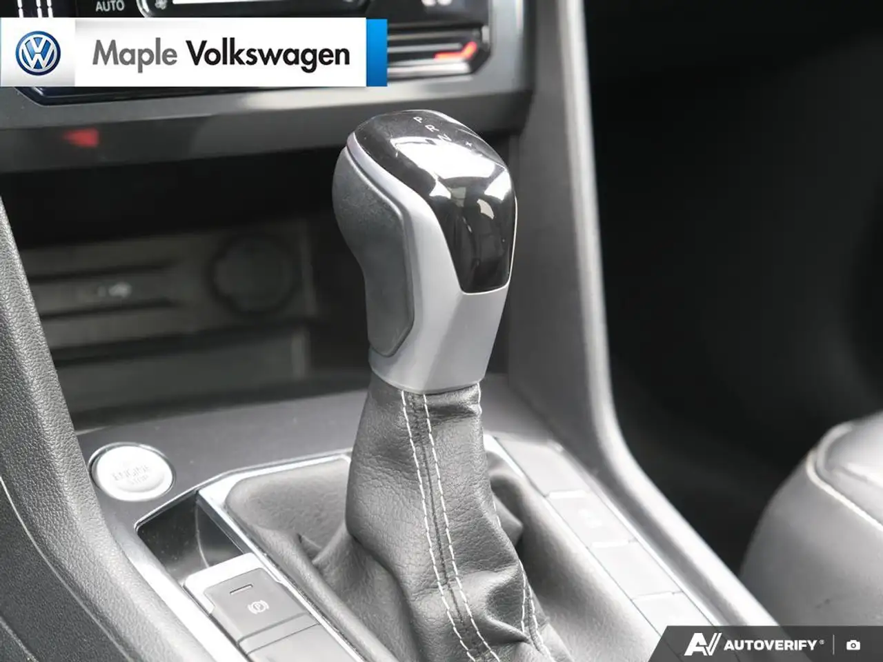 Volkswagen Tiguan photo Volkswagen Tiguan