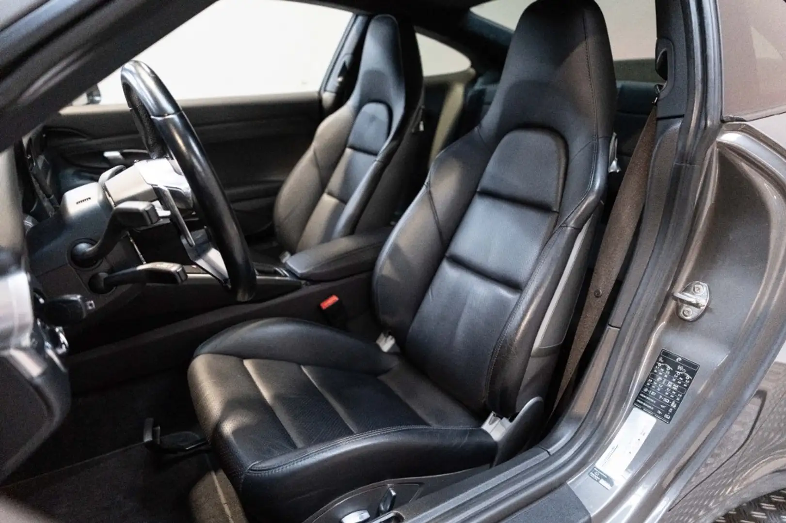 Porsche 991 991 3.0 CARRERA, 20 Inch, PVTS Plus, DAB, PCM, PAS Gris - 2