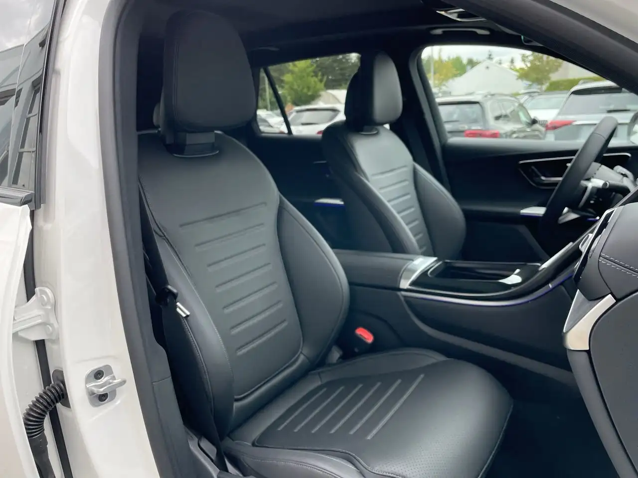Mercedes-Benz GLC снимка Mercedes-Benz GLC