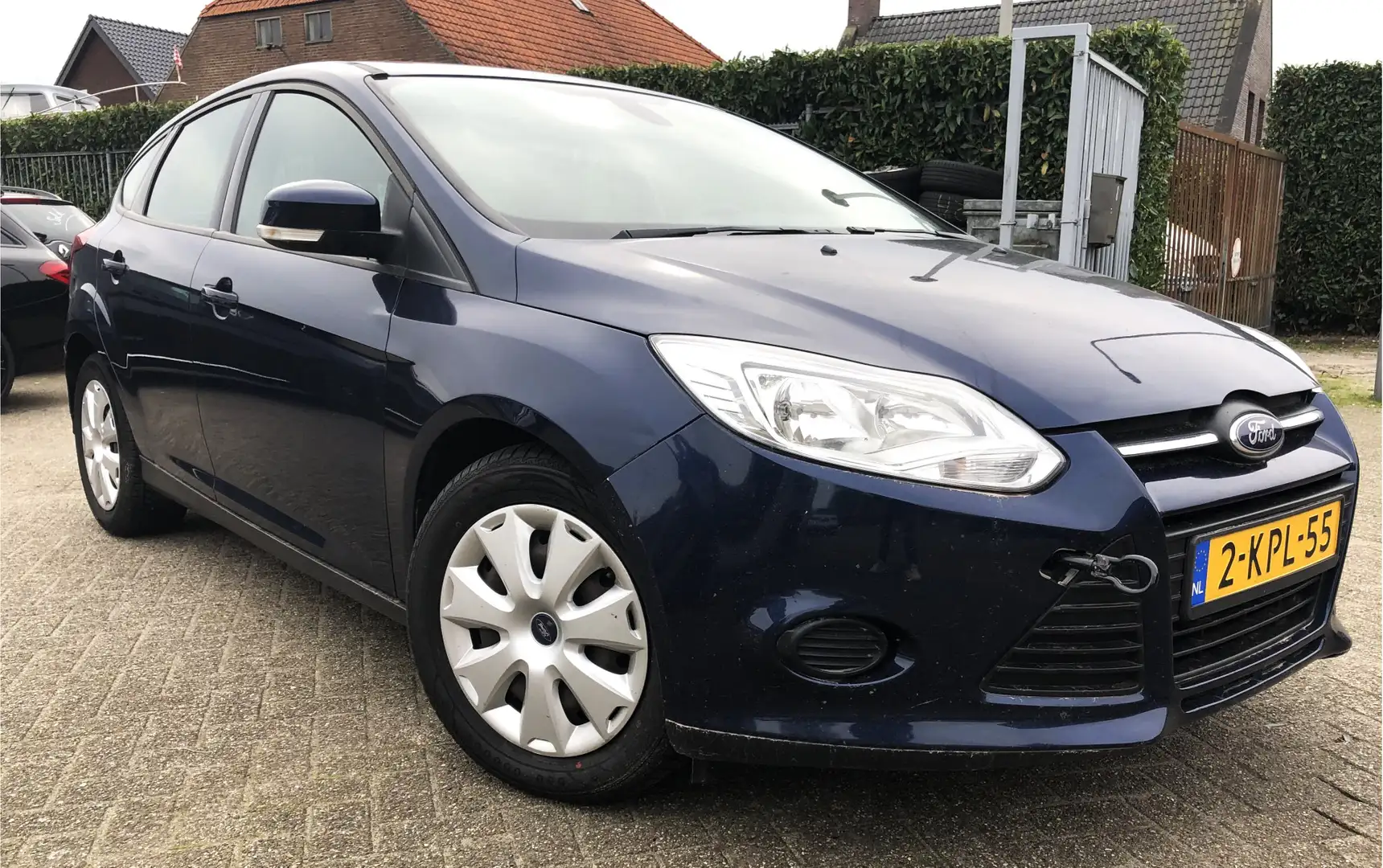 Ford Focus 1.0 EcoBoost Trend Motorschade Navi/Climate/Cruise Blauw - 1