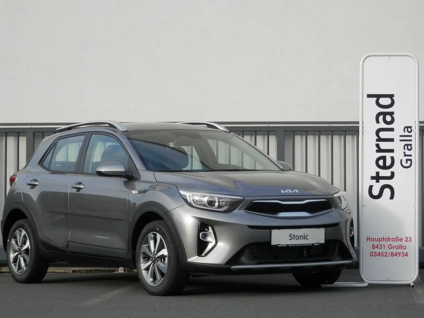 Kia Stonic 1,0 TGDI GPF ISG Silber Gris - 2