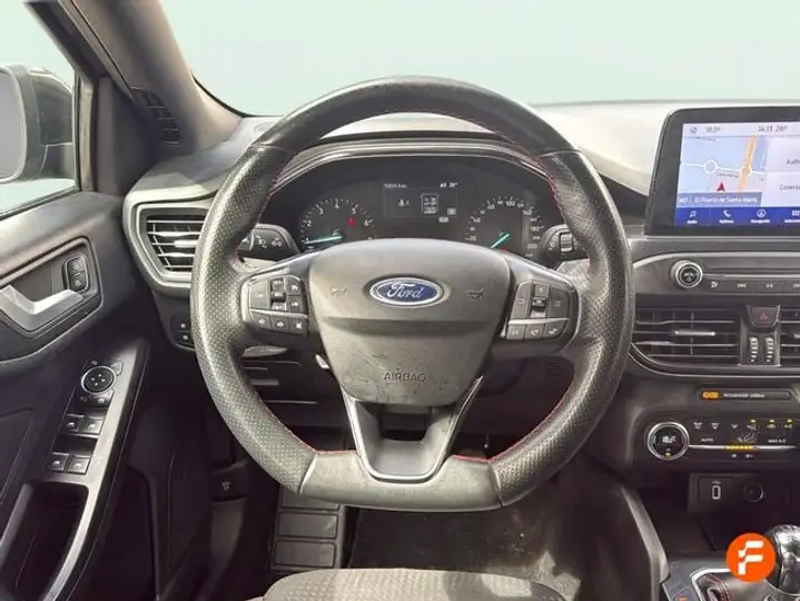 Ford Focus 1.0 Ecoboost ST-Line 2020, foto 19