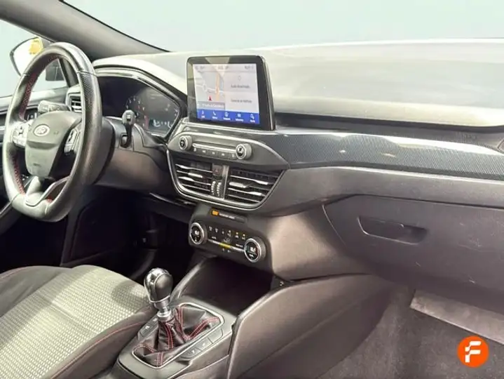 Ford Focus 1.0 Ecoboost ST-Line 2020, foto 18
