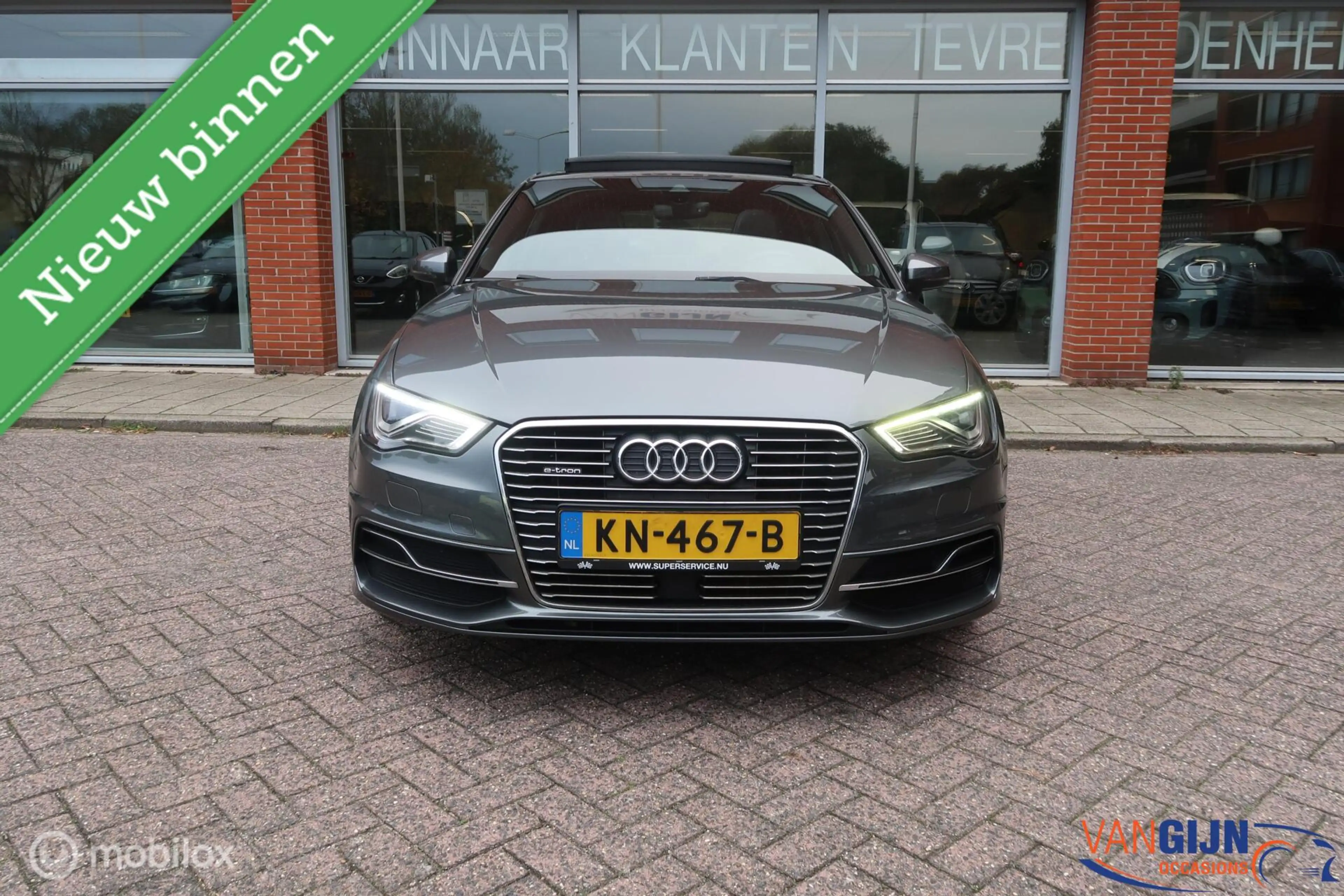 Audi A3 Sportback 1.4 e-tron PHEV S-Line Pano Navi — photo 2