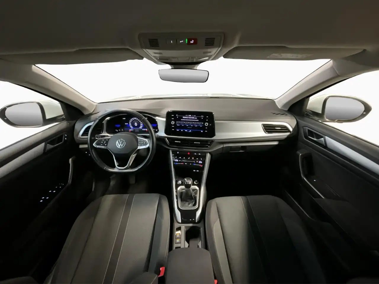 Volkswagen T-Roc Life+BVM+RearView+LED 2