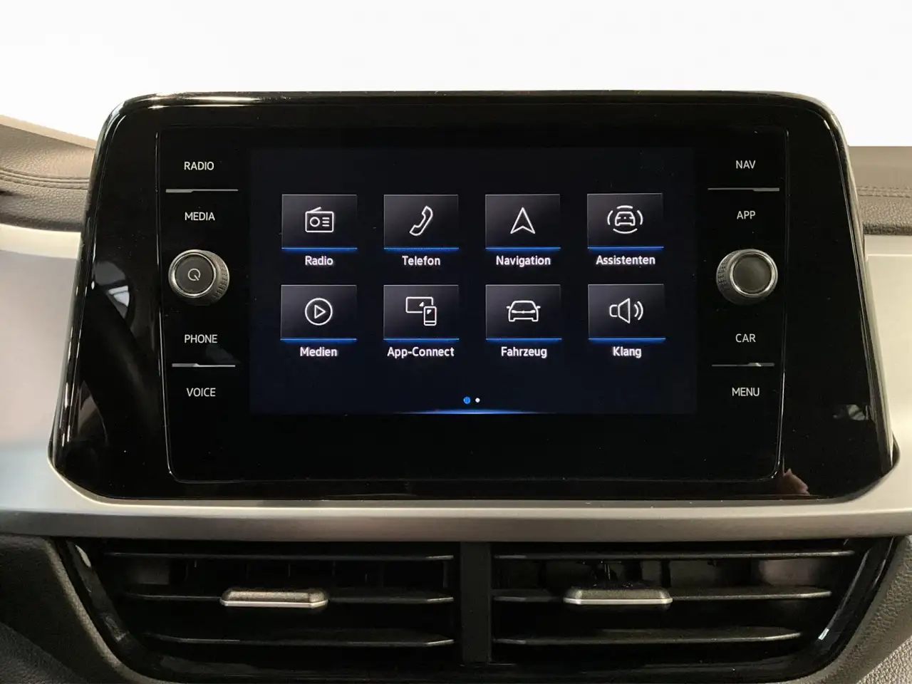 Volkswagen T-Roc Life+BVM+RearView+LED 13